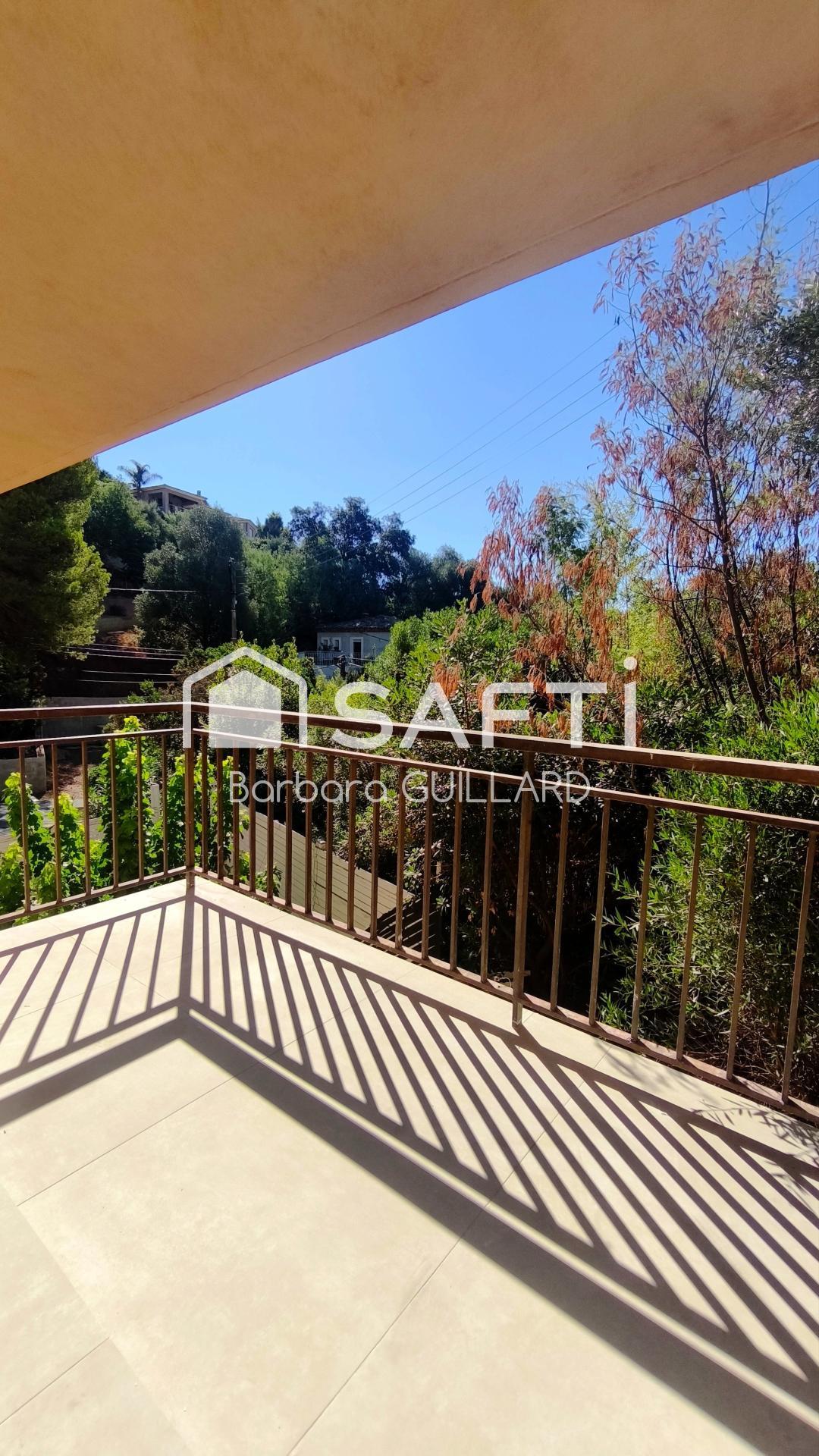 Photo SAFTI — Appartement 2 pièces, 37 m² à Saint Raphael 3