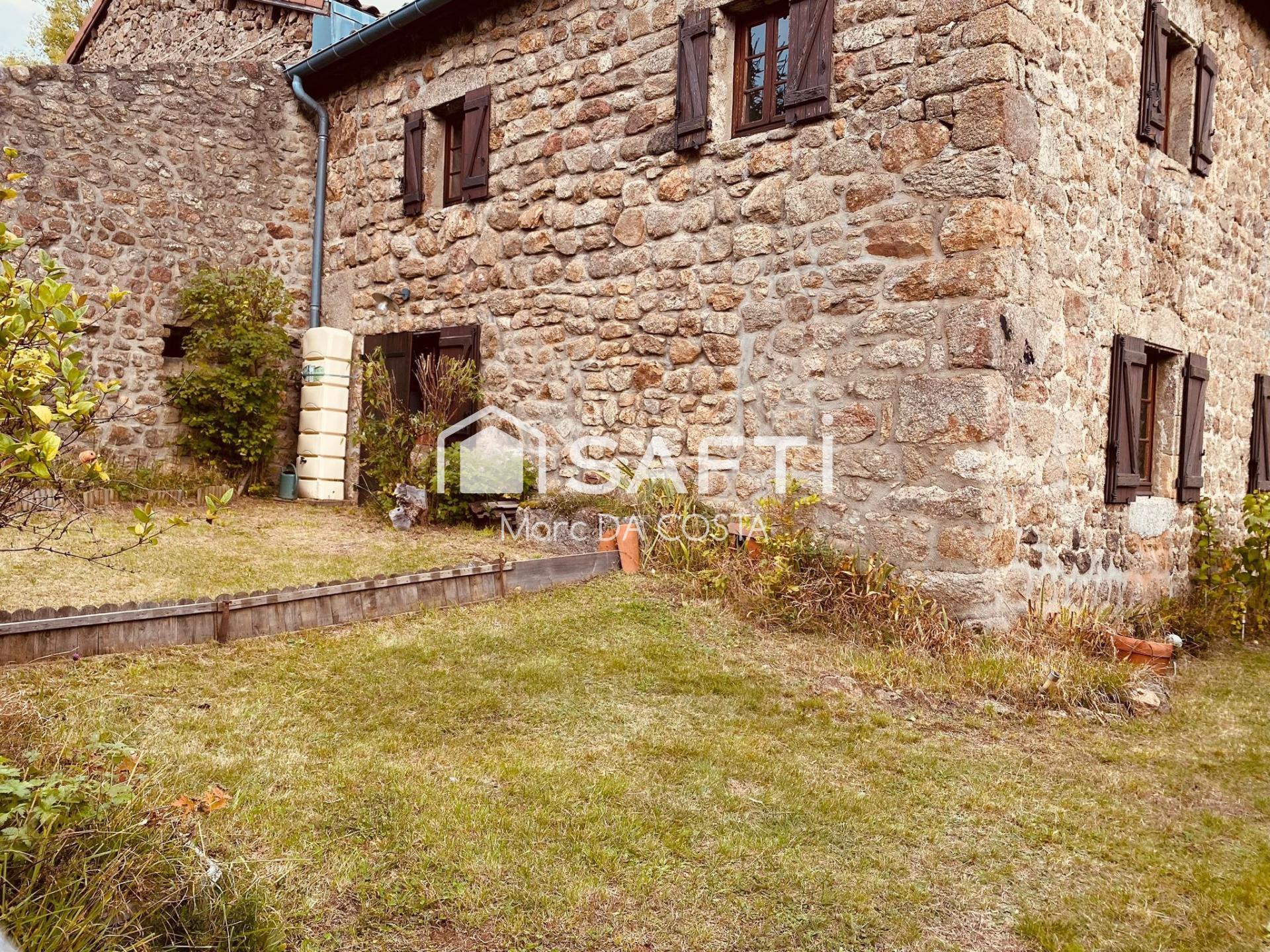 ENSEMBLE IMMOBILIER de 230 m2 + terrain 3000 m2 + 44000 m2 en location 1 ETABLE DE 130 M2 2 GARAGE