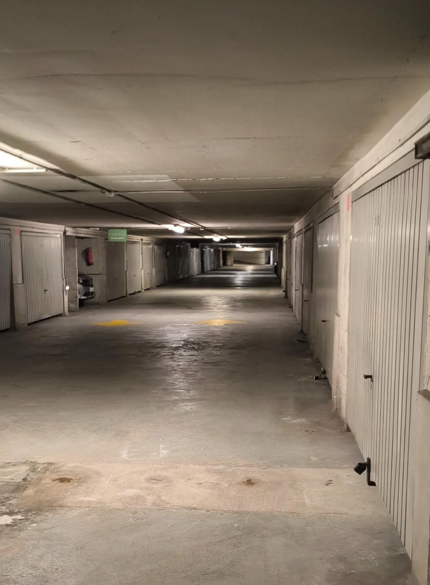 Photo-parking