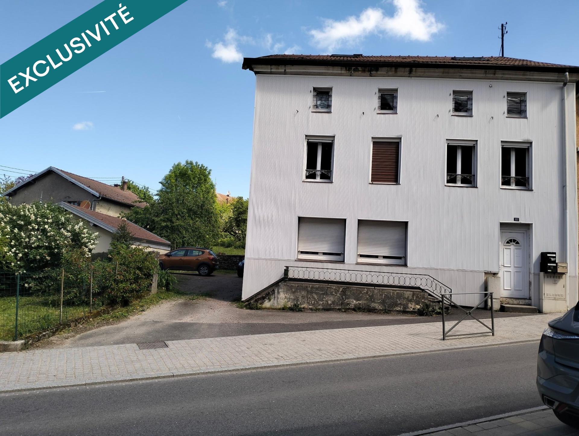 Ensemble immobilier avec immeuble de rapport terrain et maison à rénover