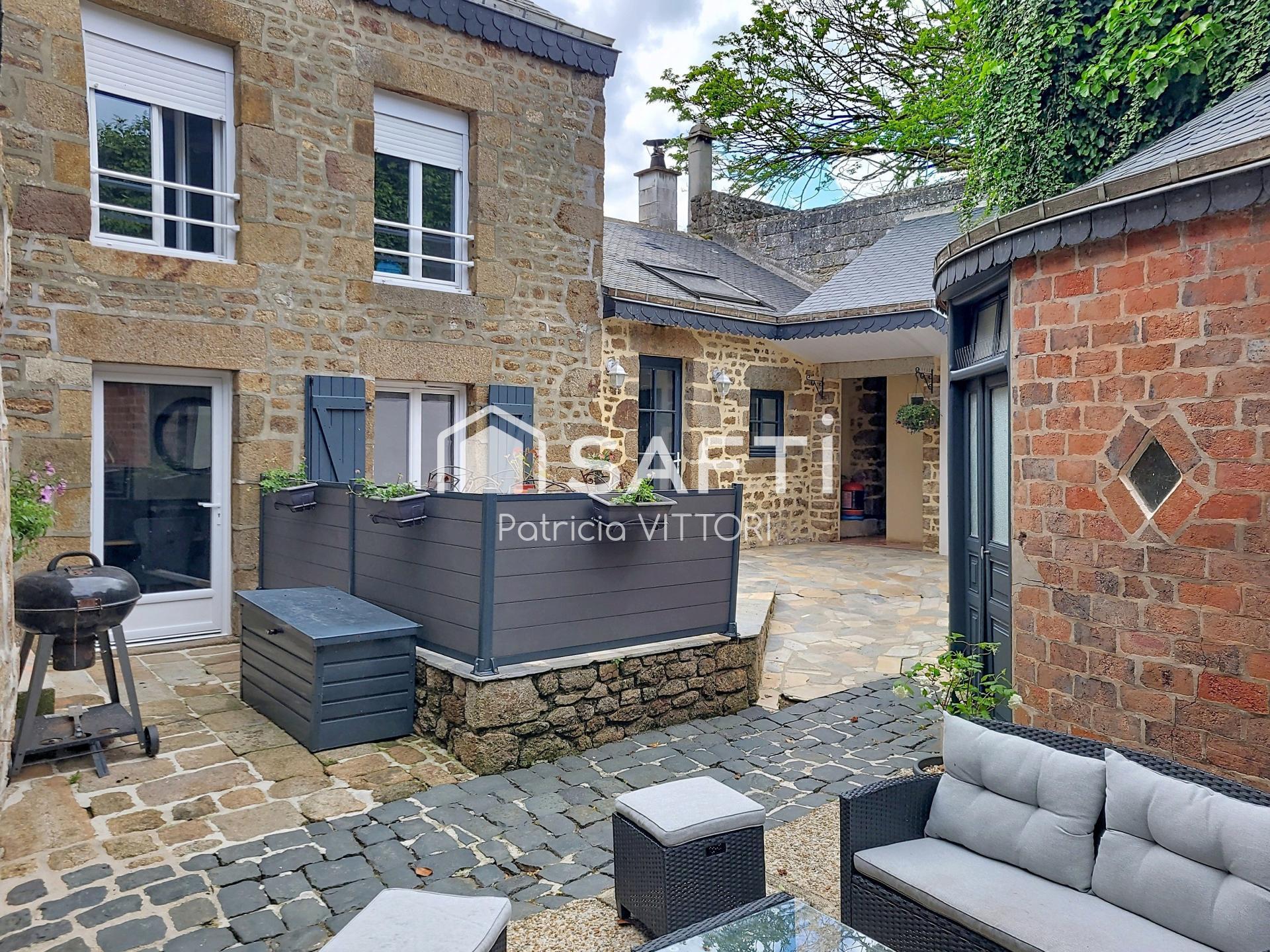 Photo SAFTI — Maison 7 pièces, 156 m² à Gorron