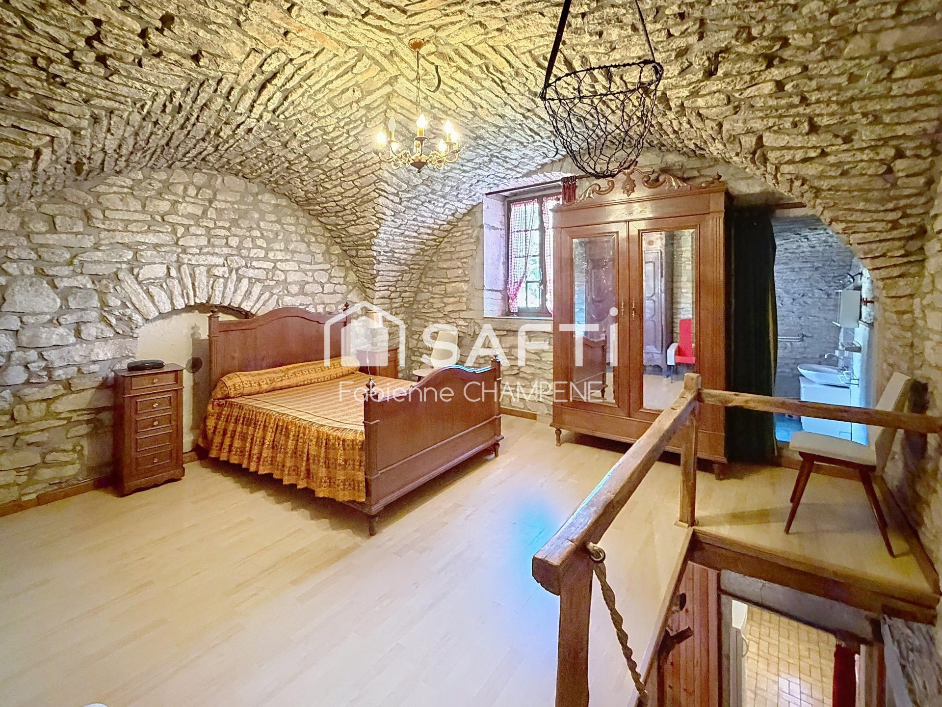 Photo SAFTI — Maison 4 pièces, 115 m² à Verges 5