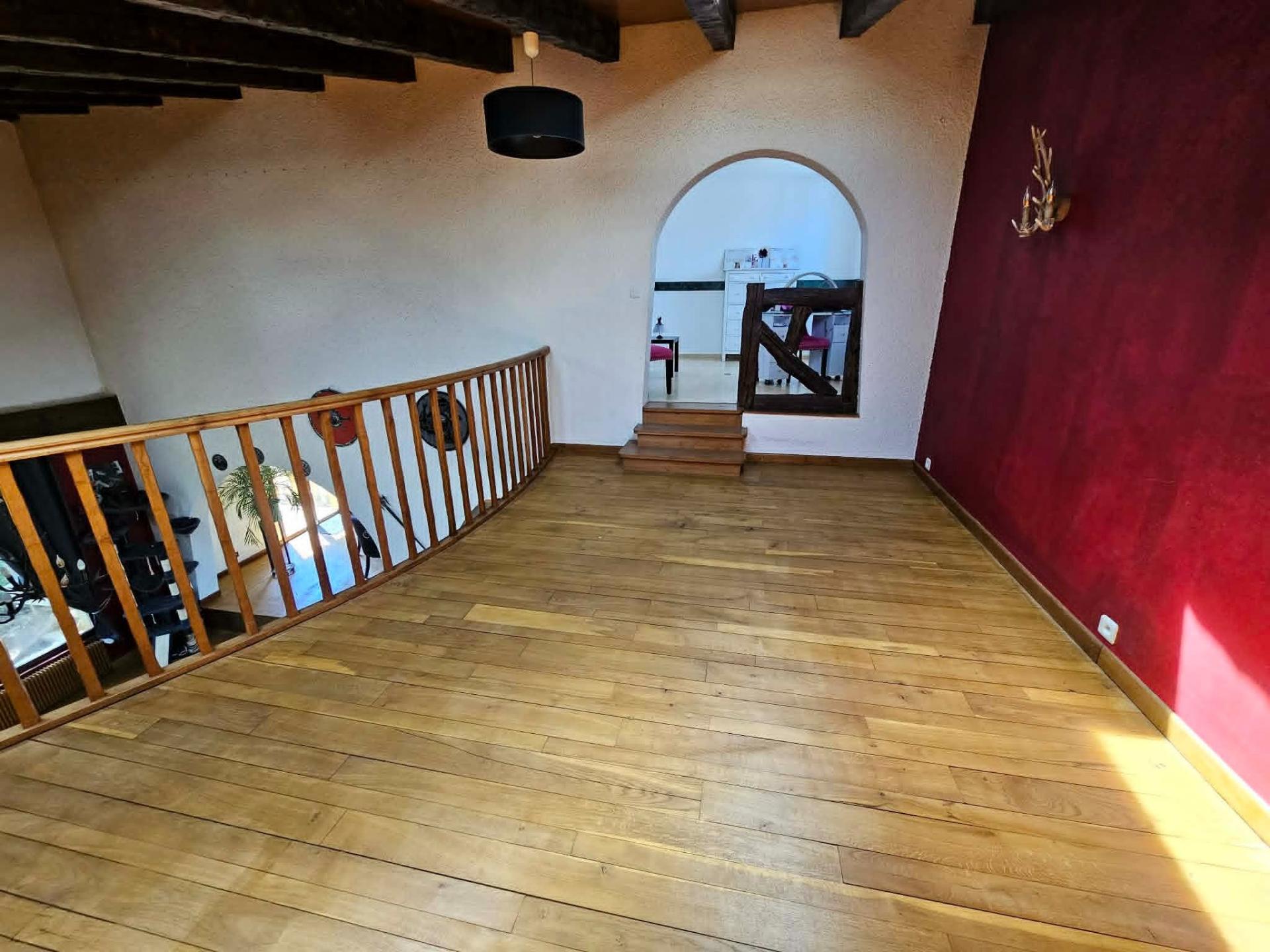 Photo 13 of the listing.