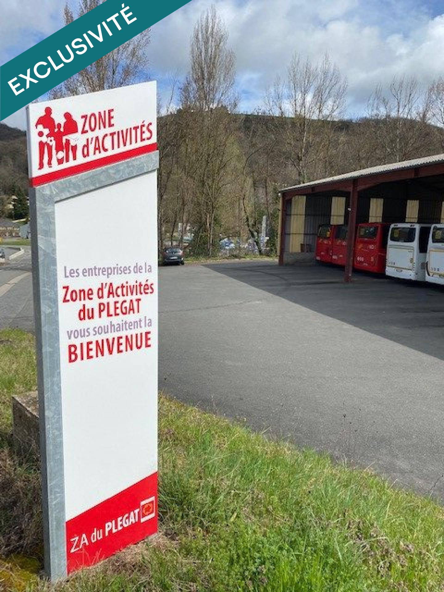 3 Bâtiments (1 bureau + 1 hangar + 1 atelier) 1025 m² + Terrain 11 391 m² (AUBIN - AVEYRON)