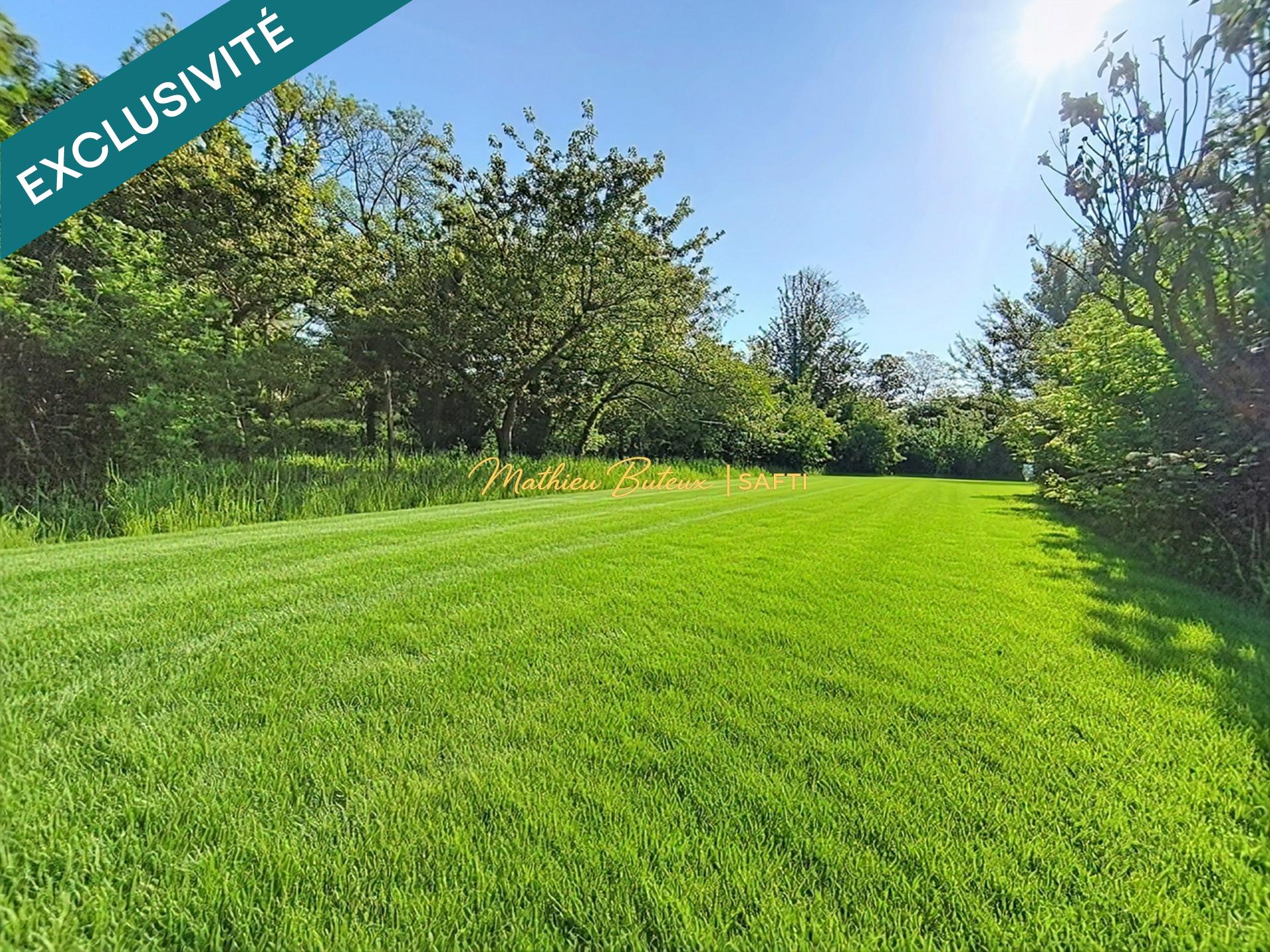Maison rénovée avec 3300 m² de terrain à Vron