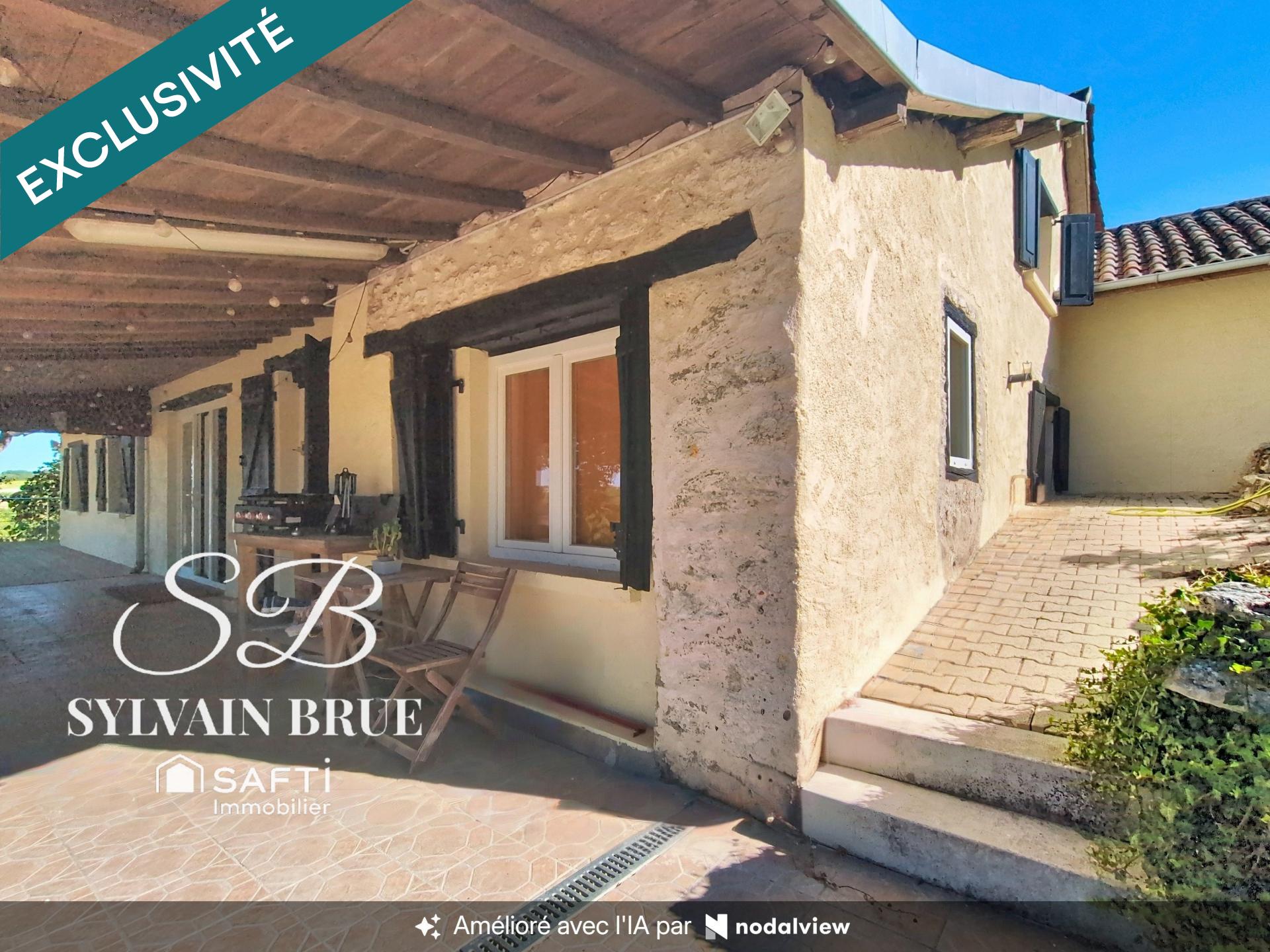 Maison en pierre rénovée – 180 m² – Vue dégagée et cadre campagne