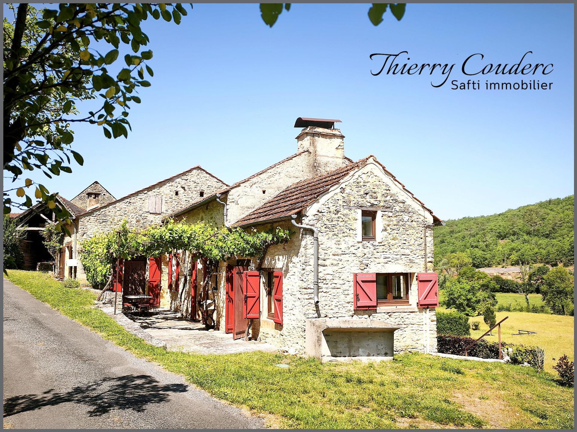 Belle maison de charme en pierre avec piscine