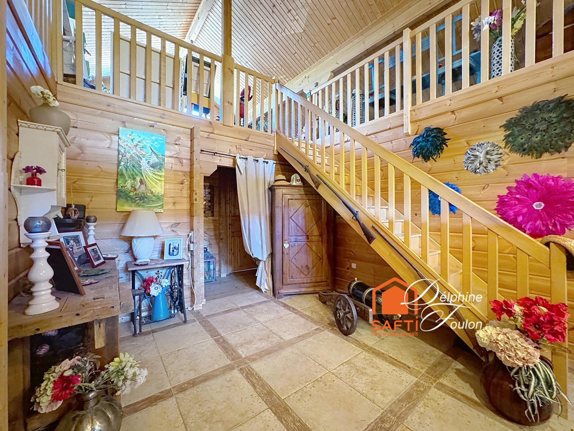 Photo 3 of the listing.