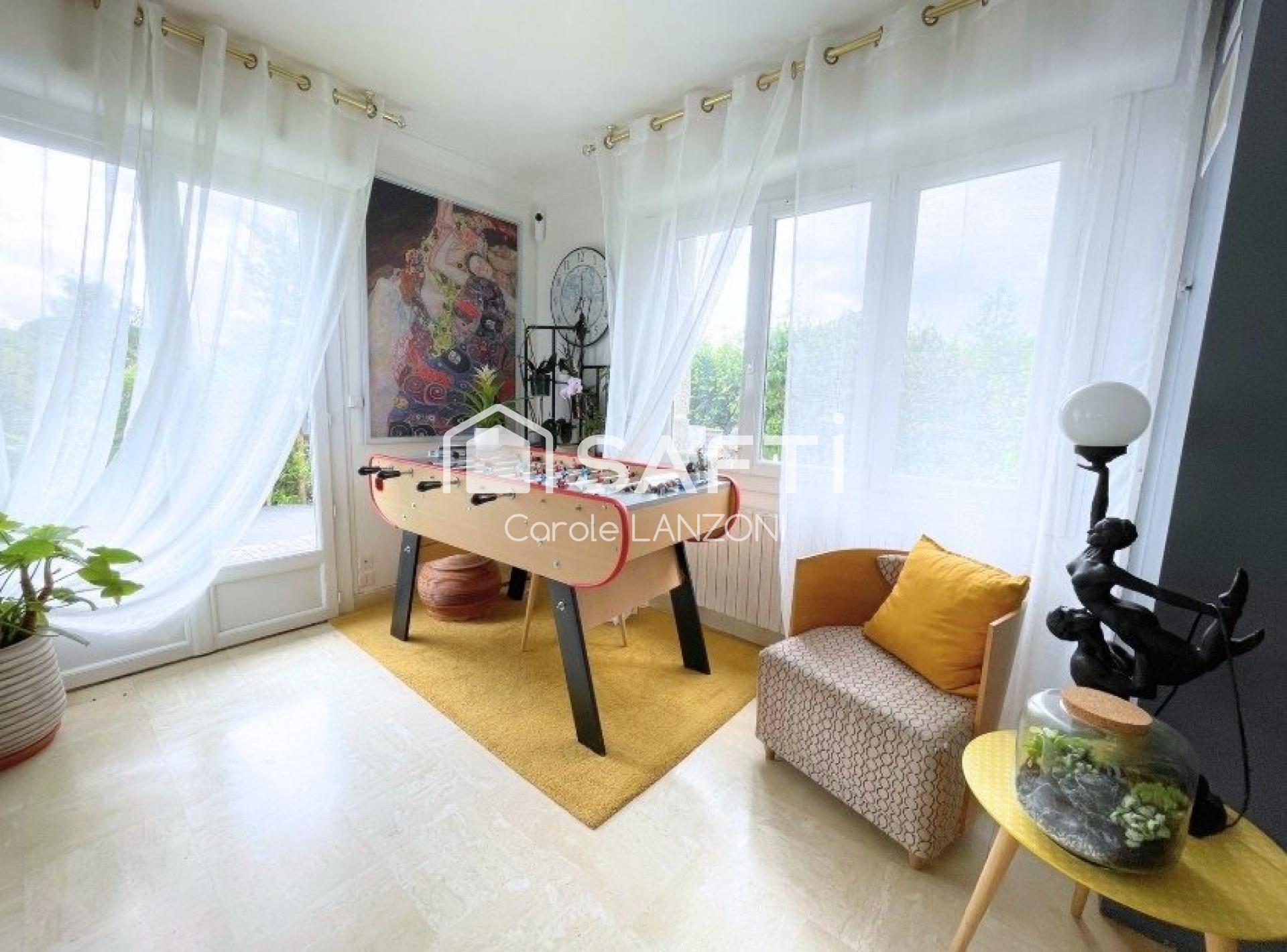 Photo SAFTI — Maison 7 pièces, 170 m² à Saint Symphorien 3