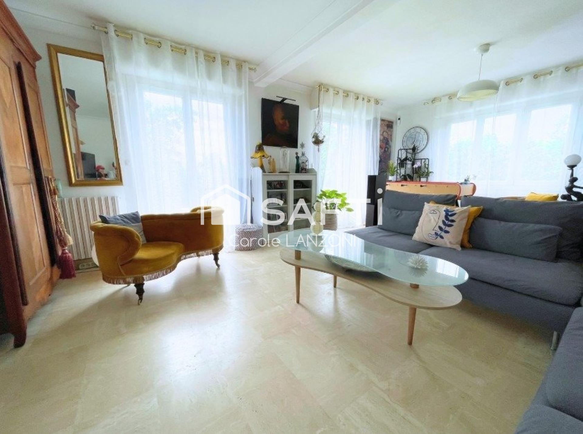 Photo SAFTI — Maison 7 pièces, 170 m² à Saint Symphorien 4