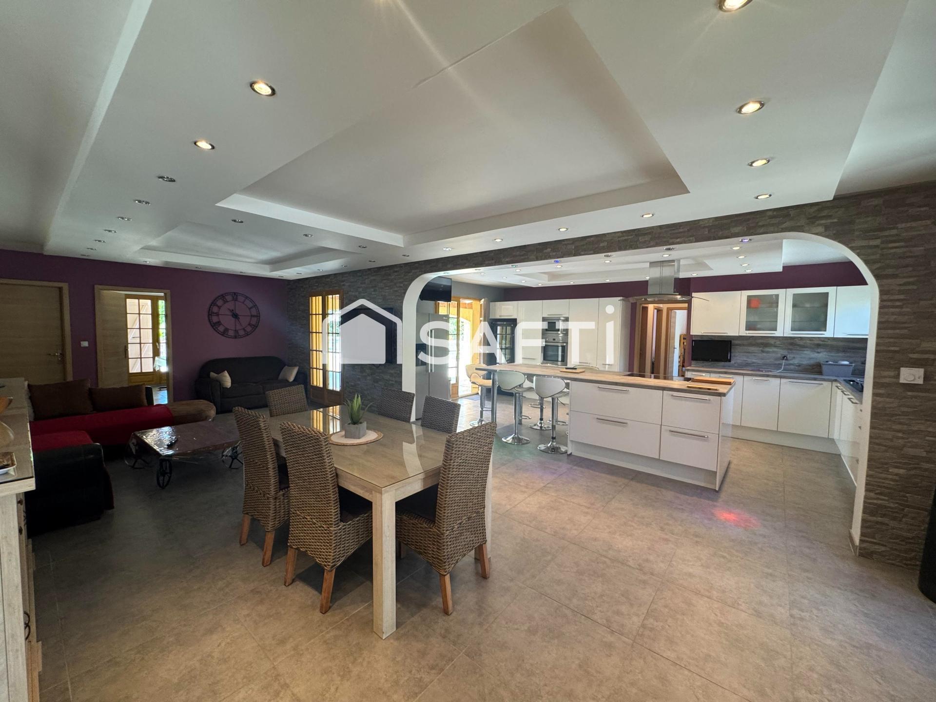 Photo SAFTI — Maison 6 pièces, 139 m² à Ruoms 3