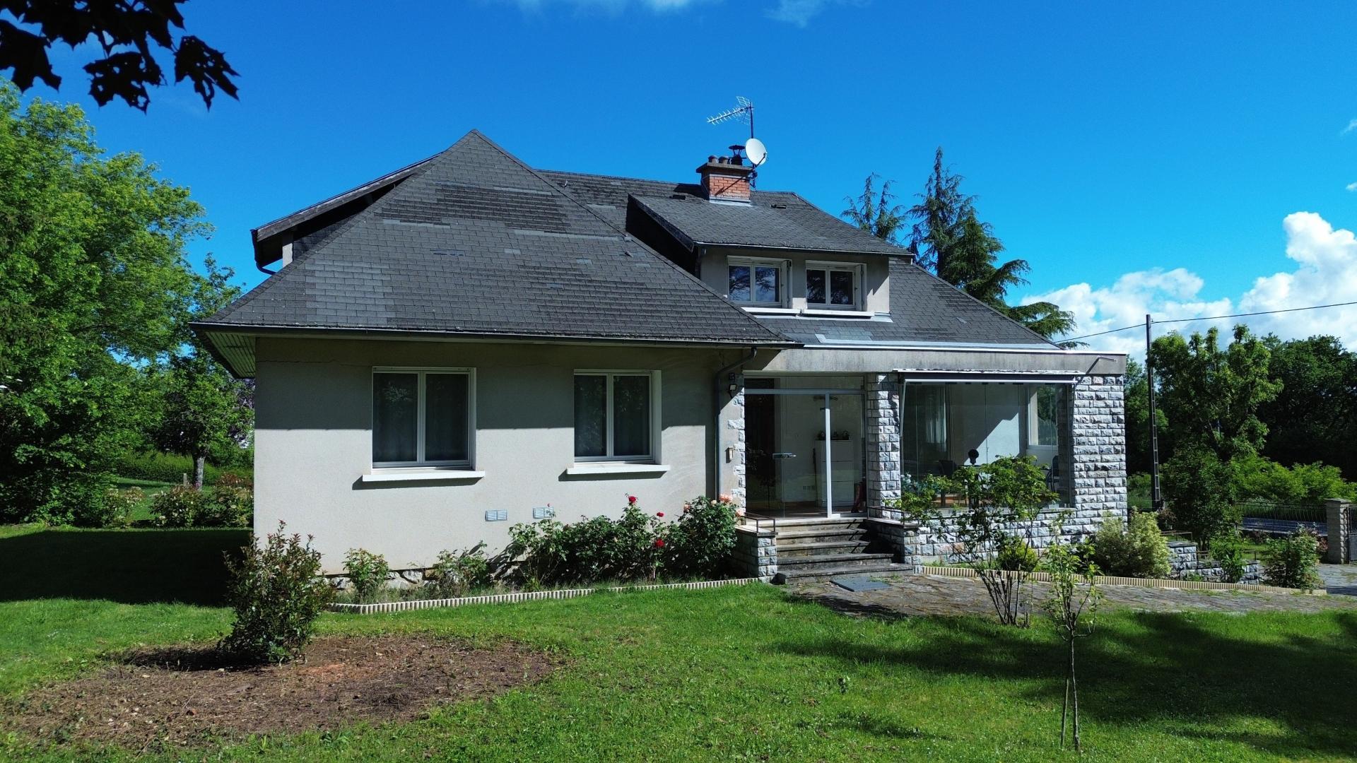 Maison à vendre à Nuces de 167m²