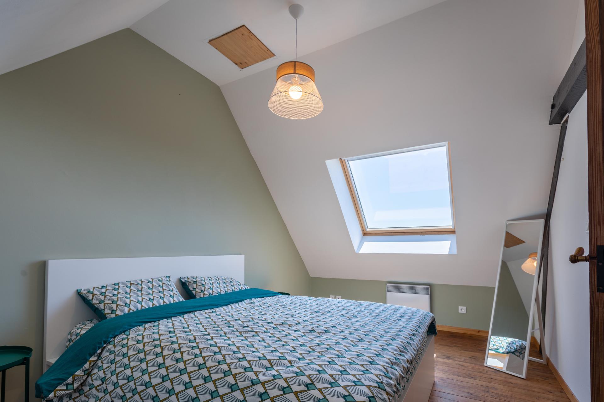 Photo 9 of the listing.