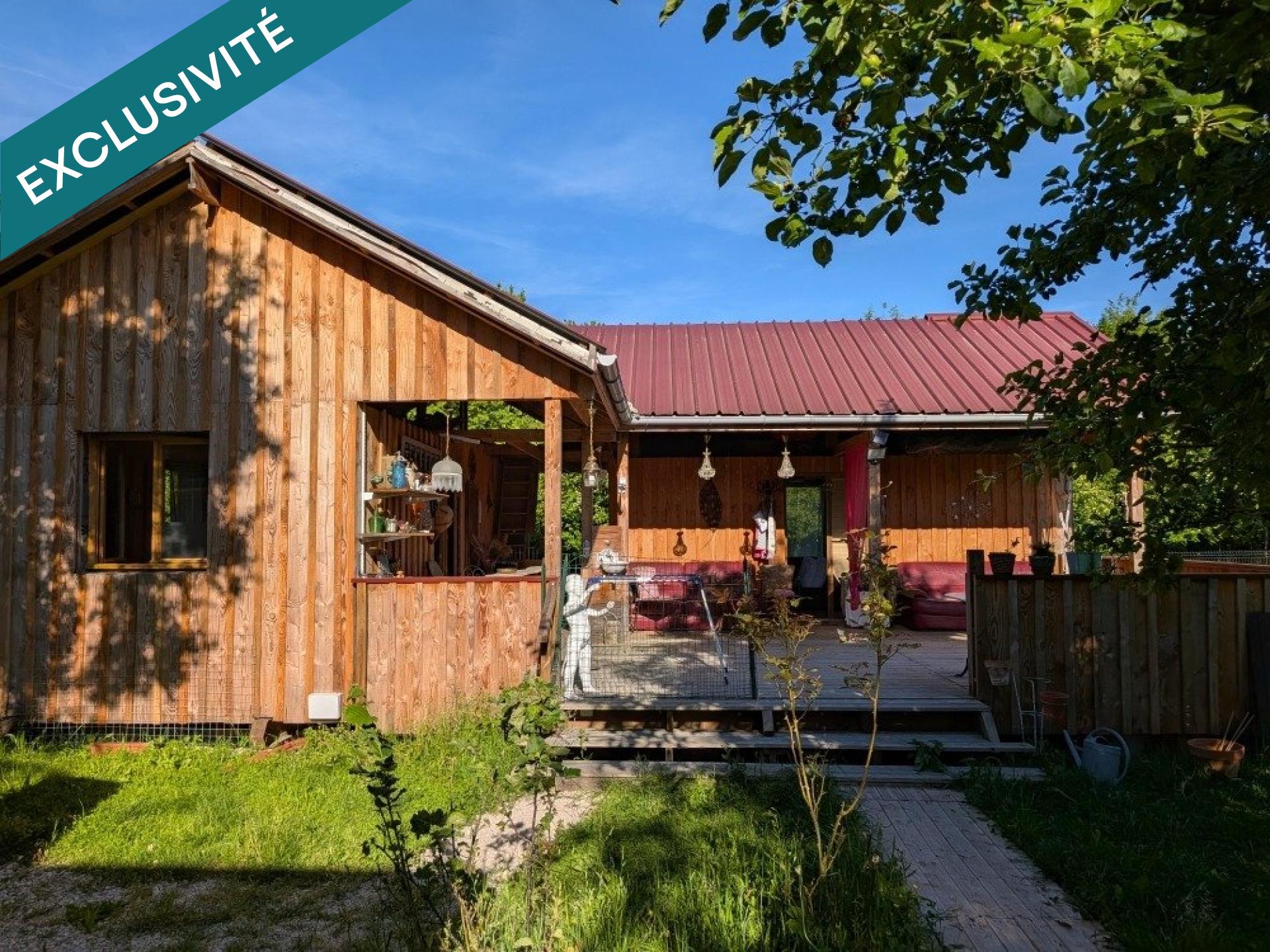 Maison rénovée de plain-pied – 79 m² + 2 gîtes- calme et verdoyant à Châtelay (Jura) à 15 min de DOLE
