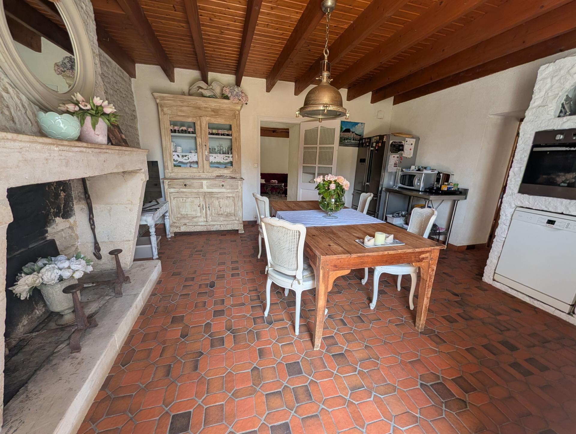Photo 8 of the listing.