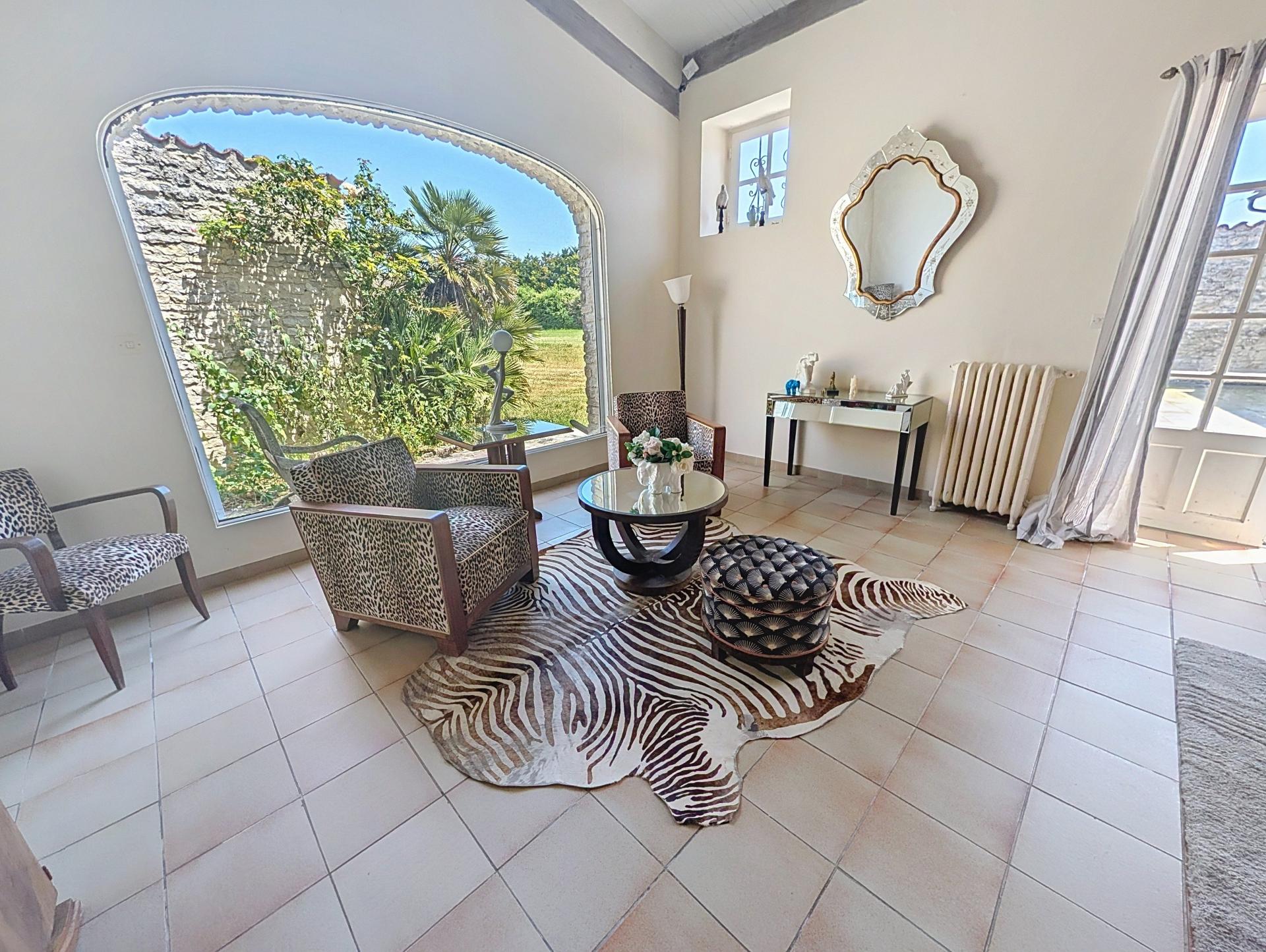 Photo 6 of the listing.