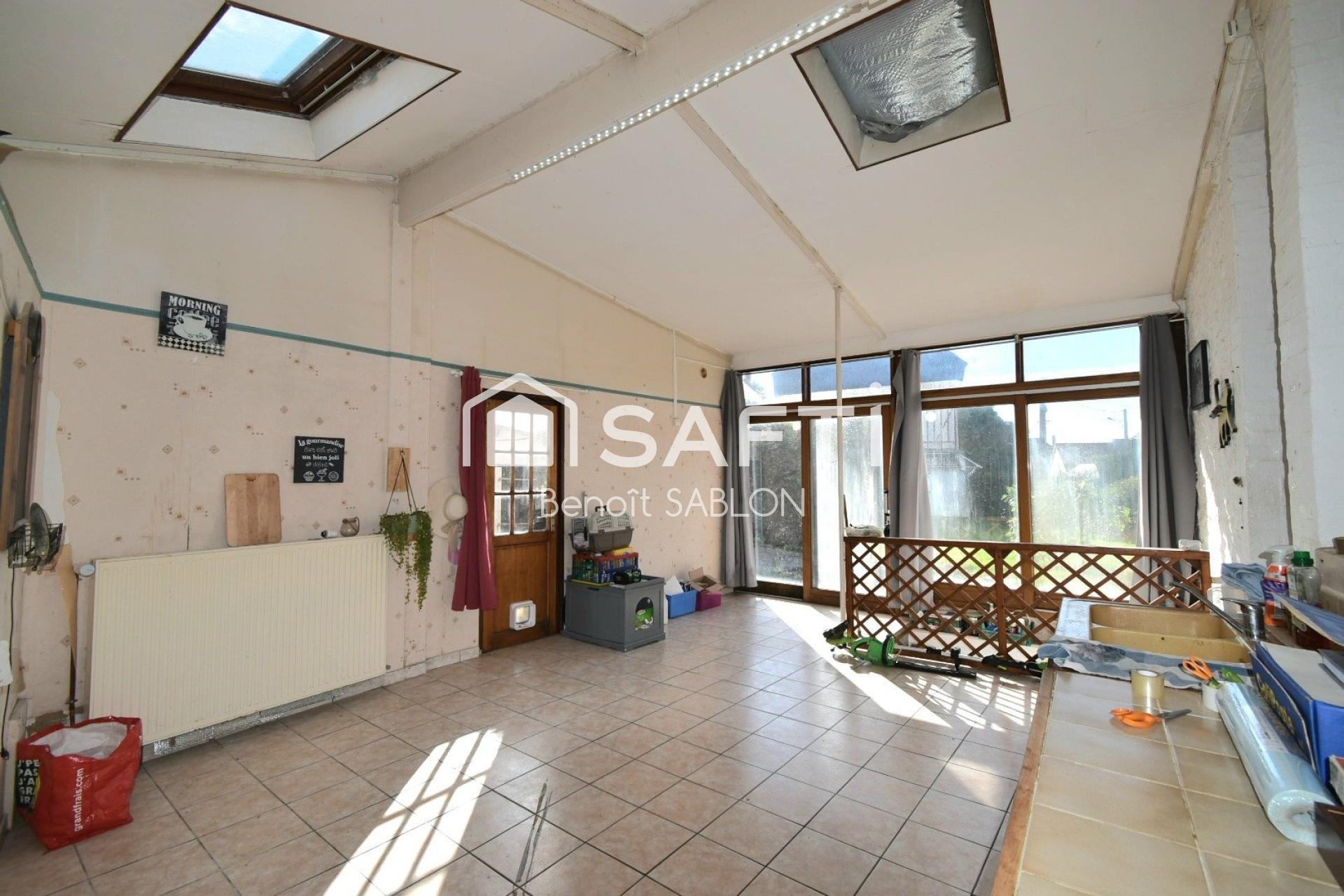 Maison, 4 chambres, 2 garages, terrasse, jardin