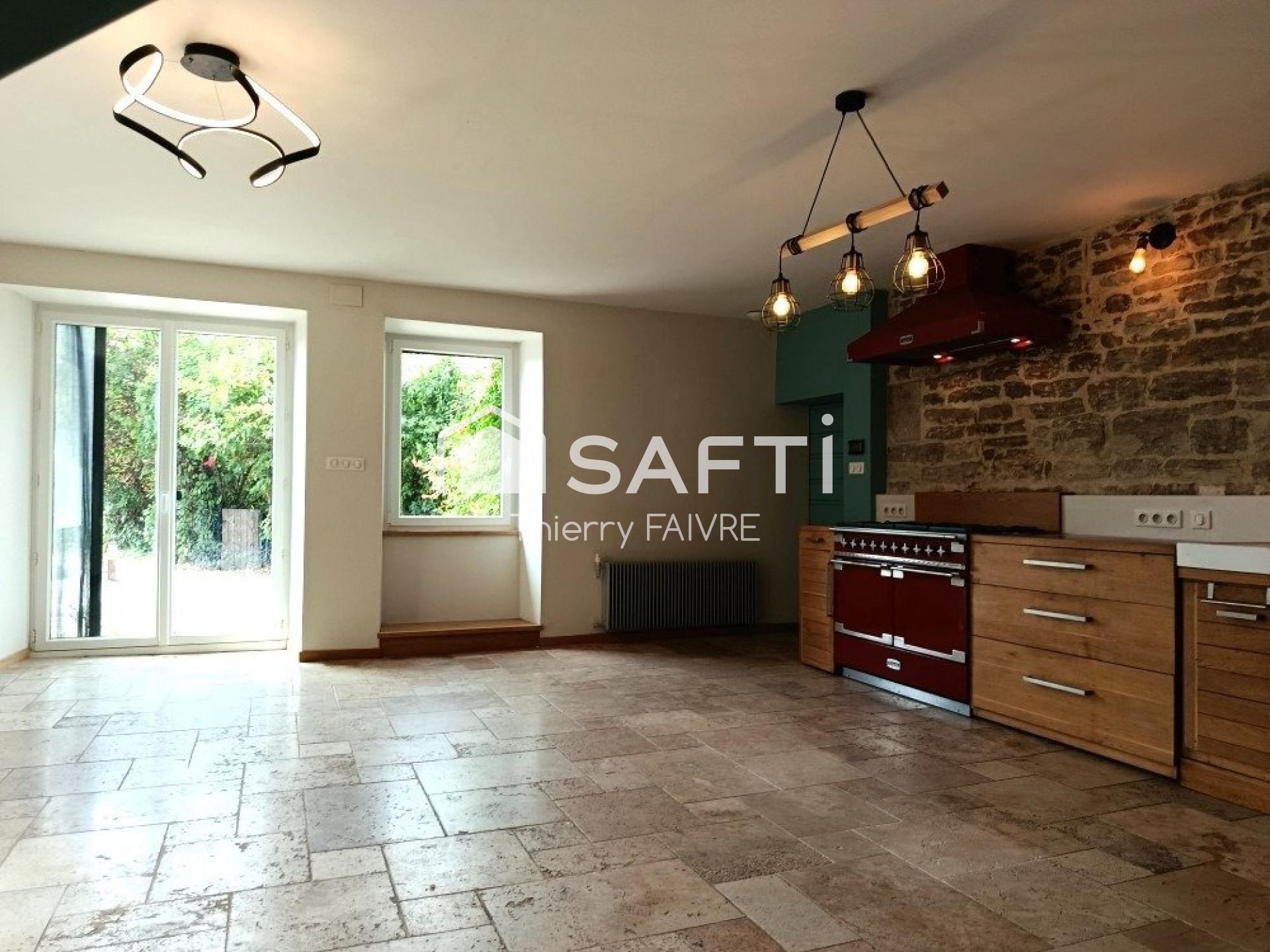 Photo SAFTI — Maison 6 pièces, 198 m² à Poligny 2