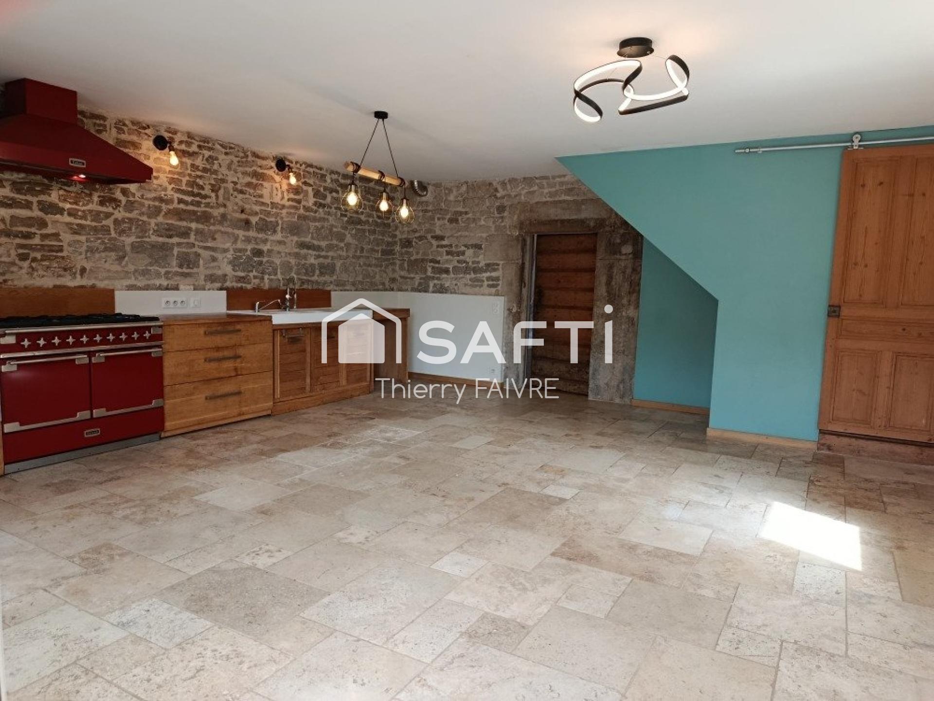Photo SAFTI — Maison 6 pièces, 198 m² à Poligny 3