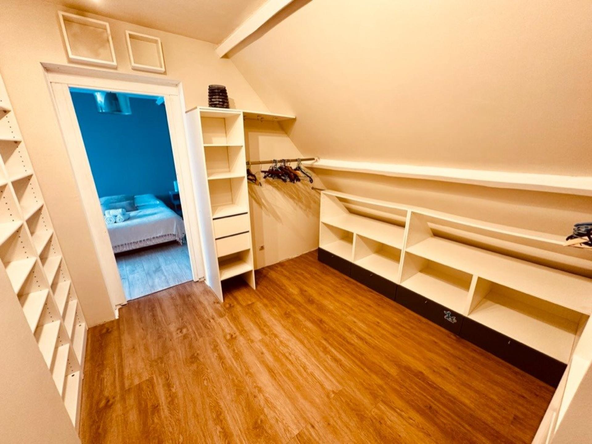 Photo 8 of the listing.
