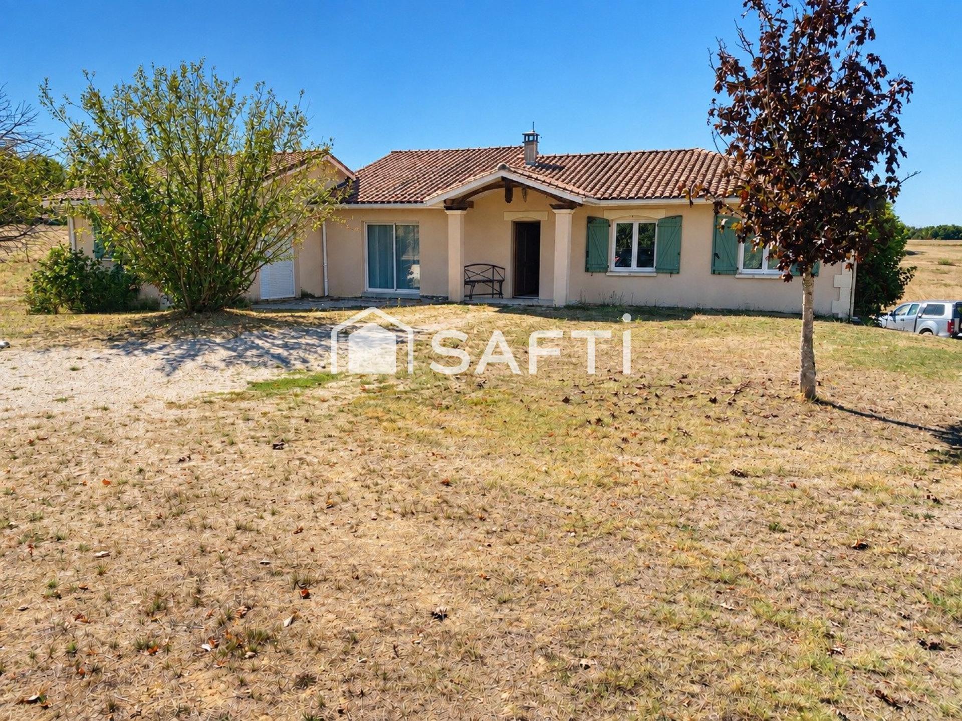 Photo SAFTI — Maison 7 pièces, 182 m² à Saint Aulaye Puymangou
