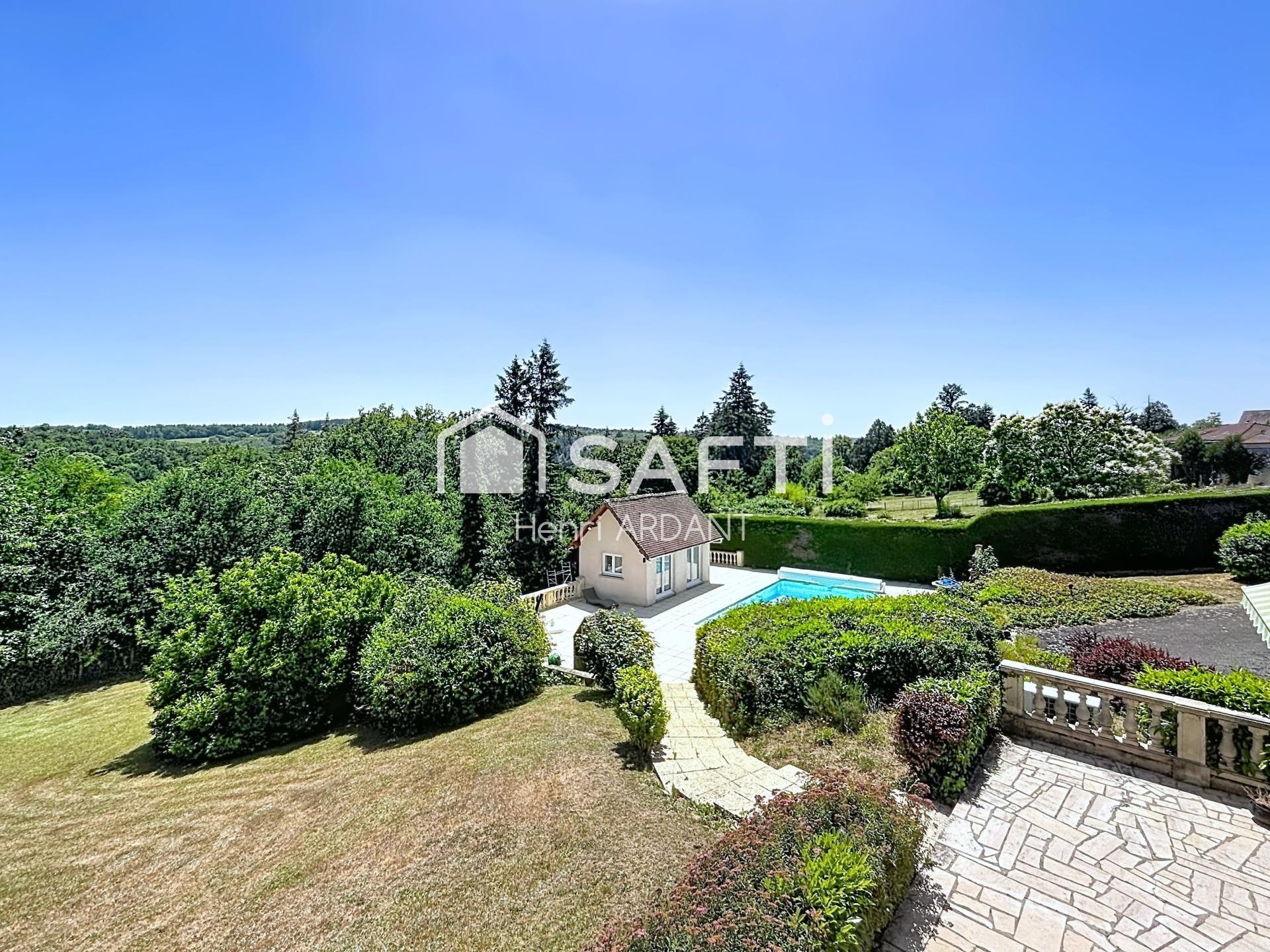 Photo SAFTI — Maison 8 pièces, 340 m² à Limoges