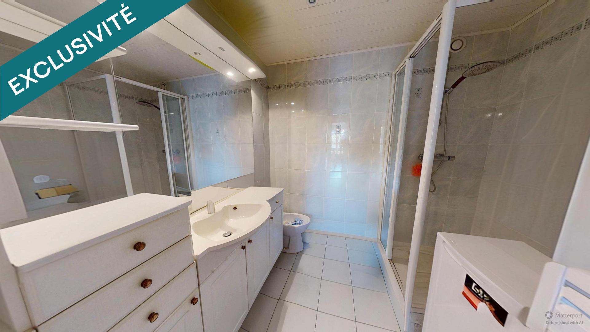 Appartement 96 M2, 4 pièces ,3 chambres,balcon terrasse