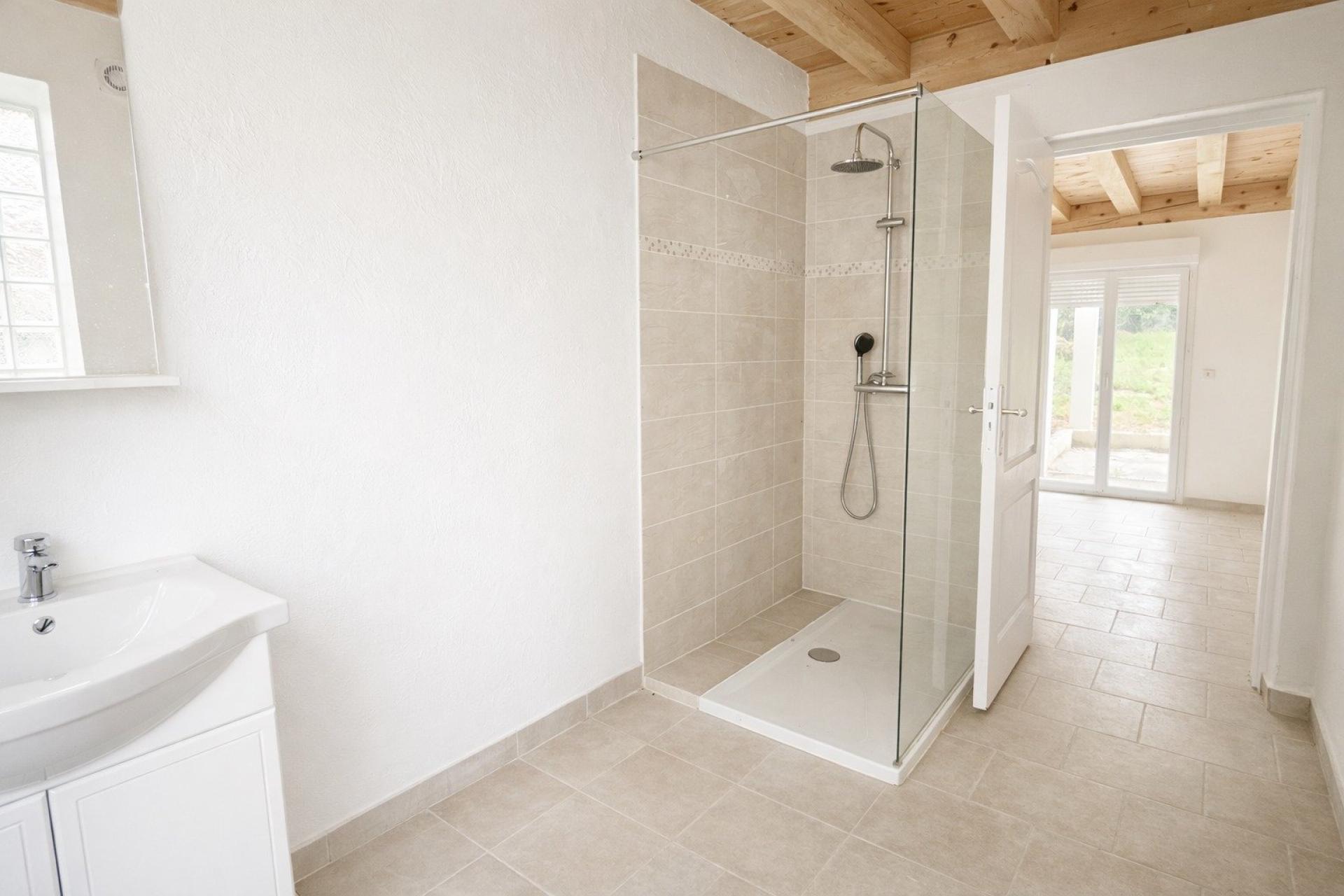 Photo SAFTI — Maison 5 pièces, 157 m² à Saint Amand En Puisaye 5