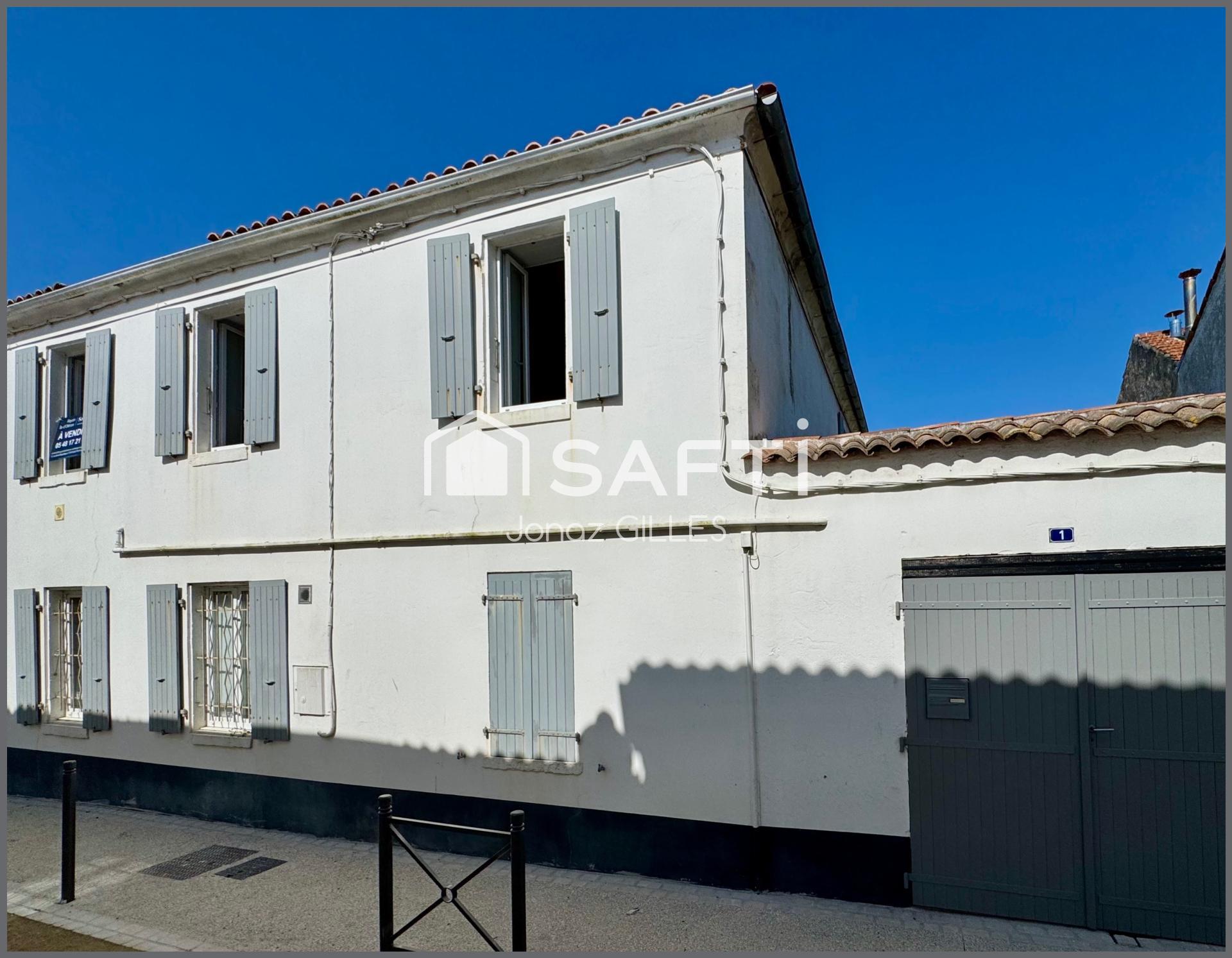 Maison de ville en centre de St Pierre d'Oléron