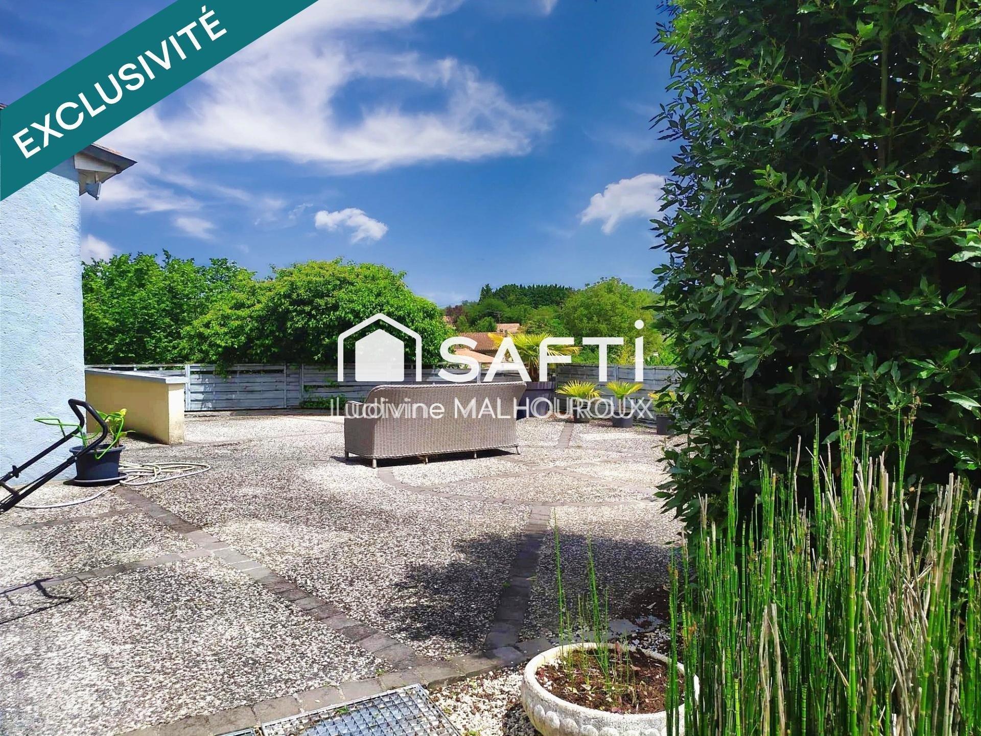 Photo SAFTI — Maison 6 pièces, 166 m² à Dignac 3
