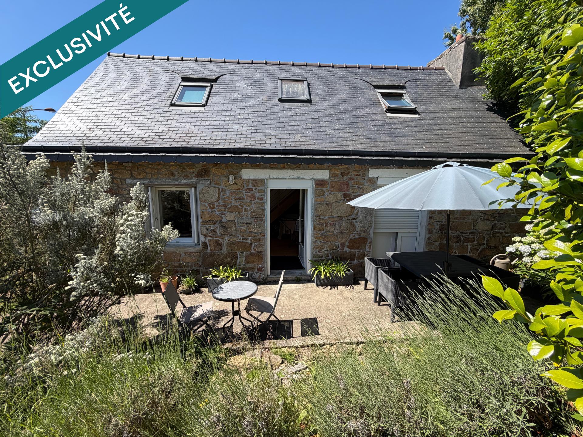 Charmante maison en pierre avec extension, vie de plain-pied et environnement paisible