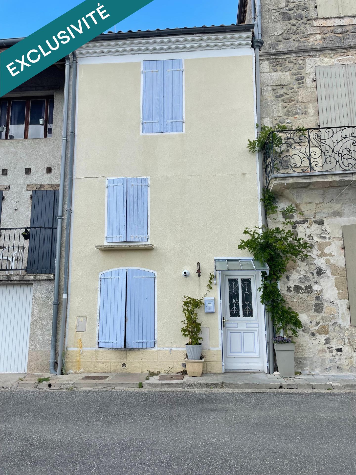 Maison au coeur de Mézin sur 3 niveaux très bon état