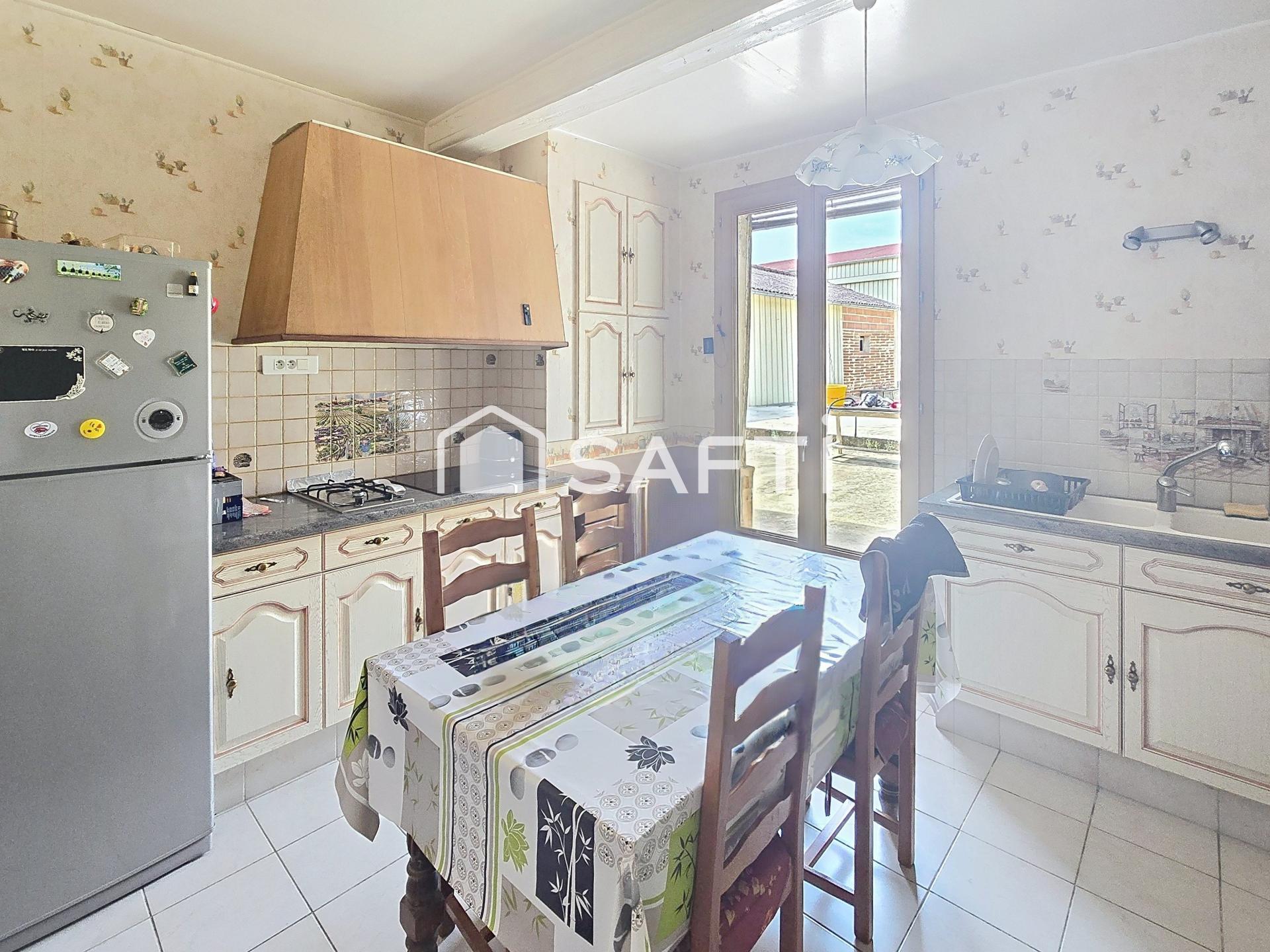 Photo SAFTI — Maison 6 pièces, 222 m² à Changy 3