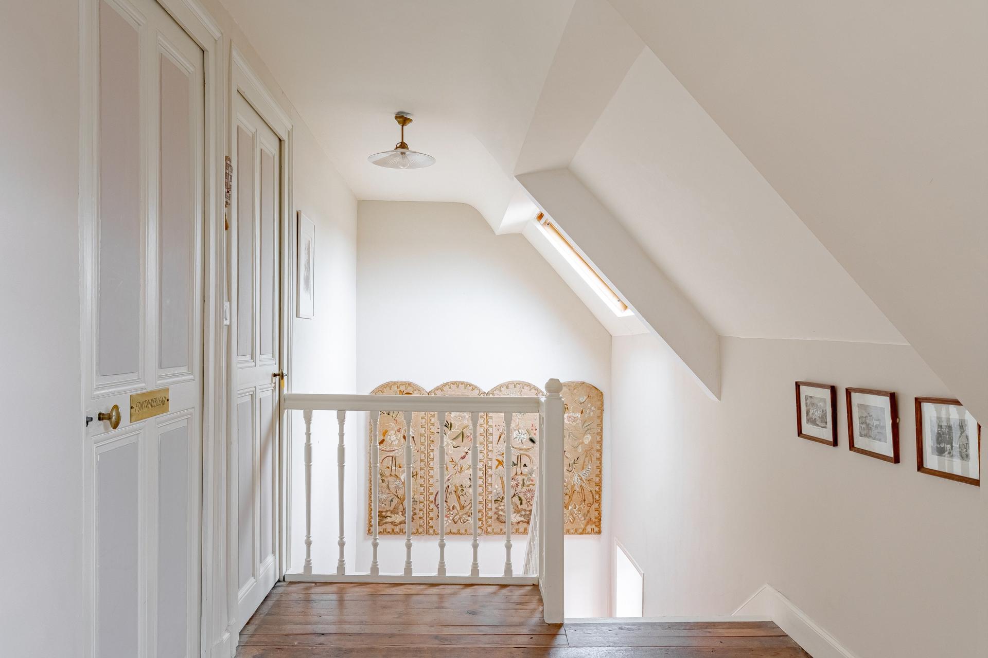 Photo 9 of the listing.