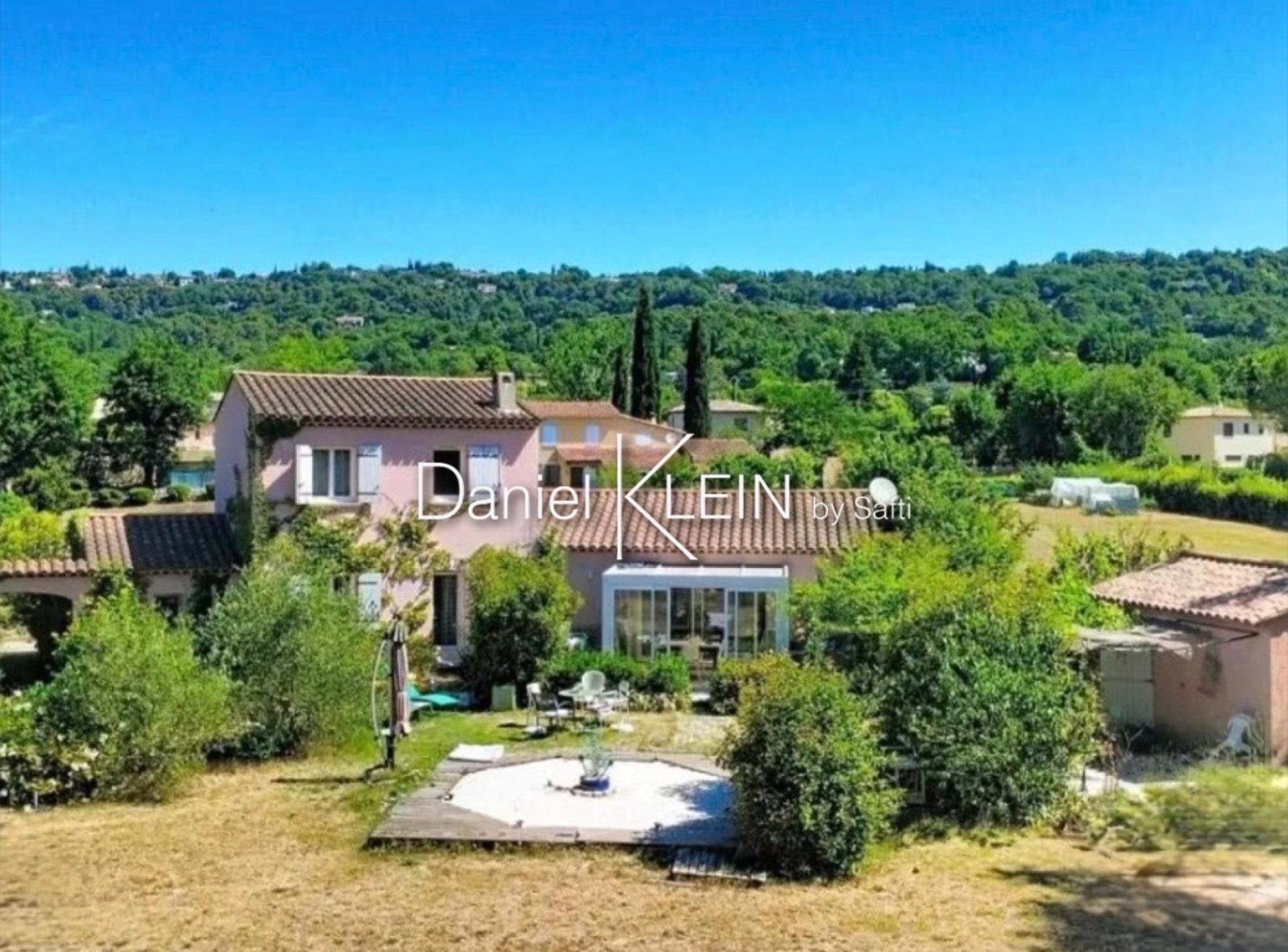 Photo SAFTI — Maison 5 pièces, 120 m² à Montauroux 5