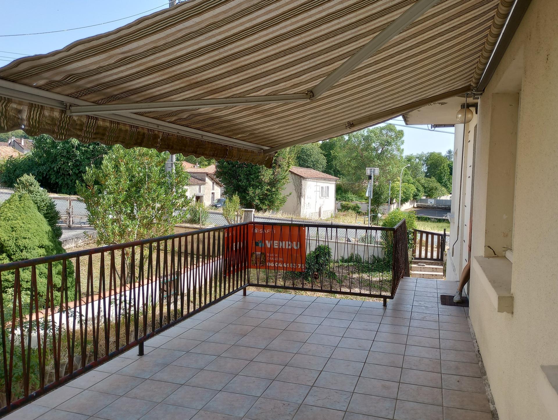 Photo SAFTI — Maison 6 pièces, 121 m² à Chalais 4
