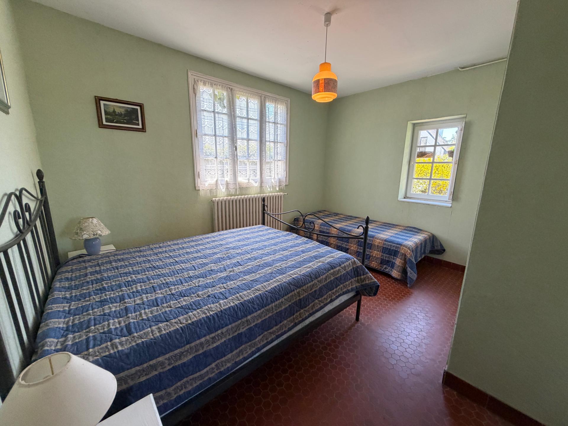 Photo 15 of the listing.