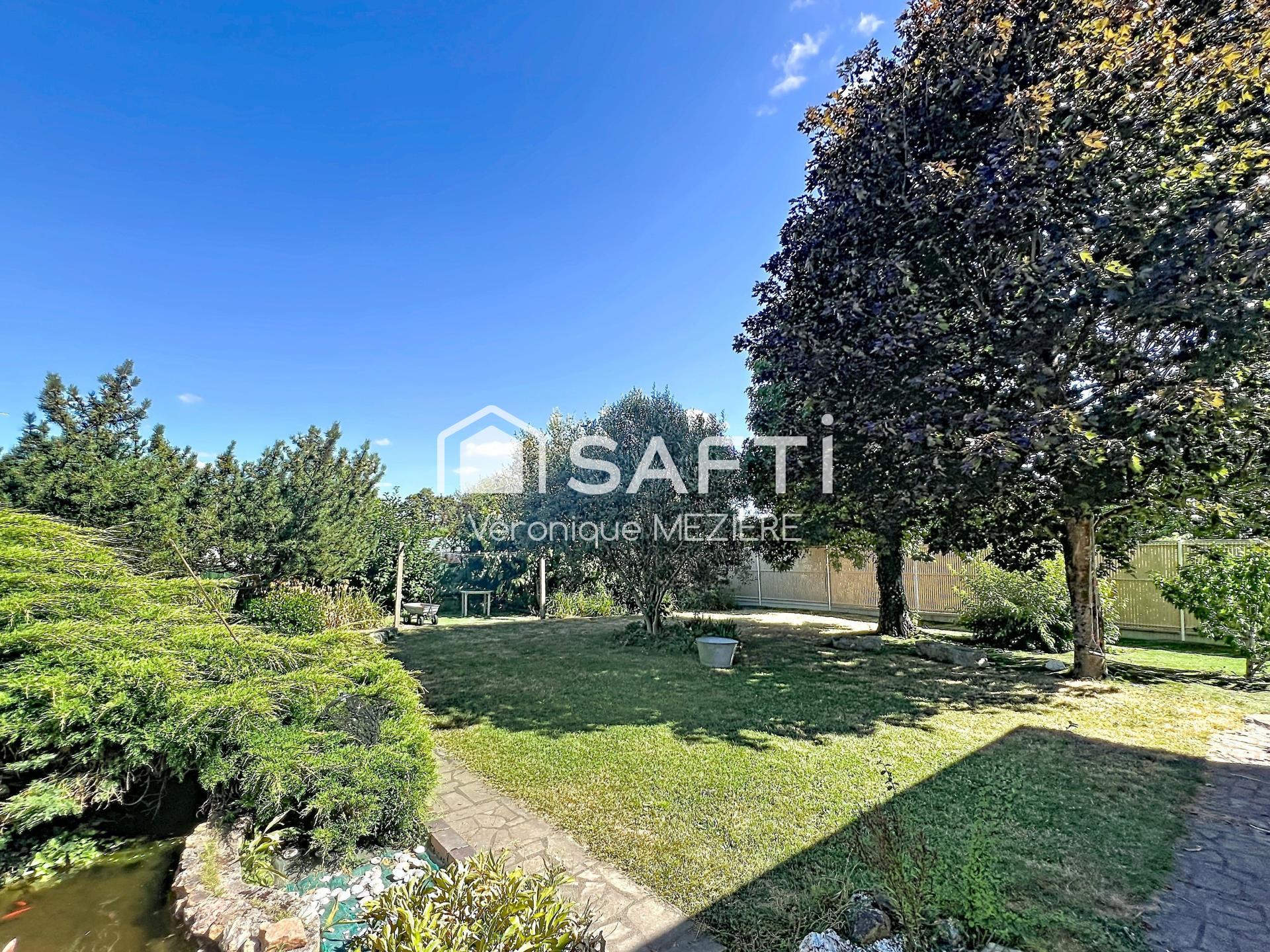Photo SAFTI — Maison 6 pièces, 95 m² à Avrille 3