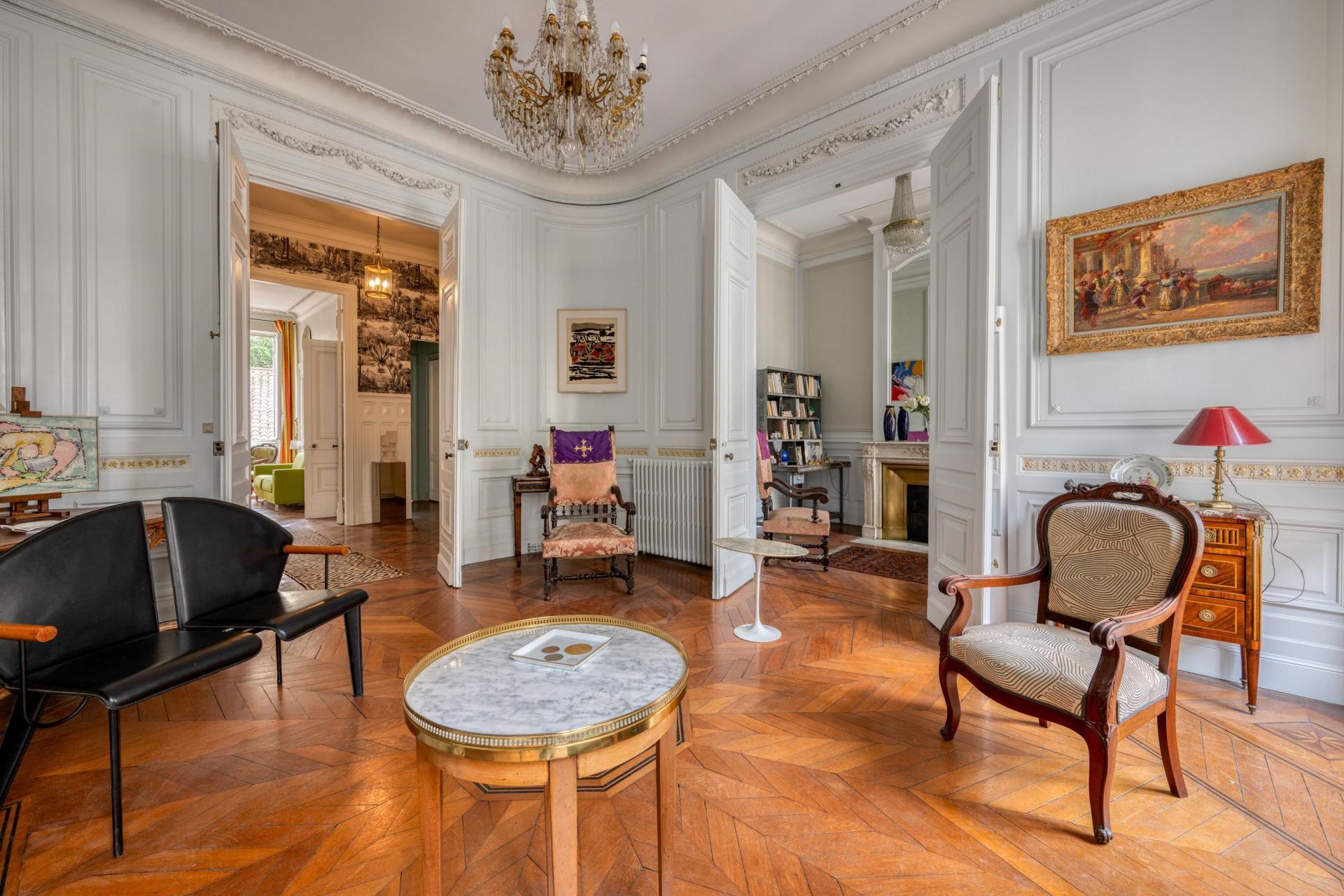 Appartement 4 pièces 105 m² · à Bordeaux · 105 m² · 678 000 €