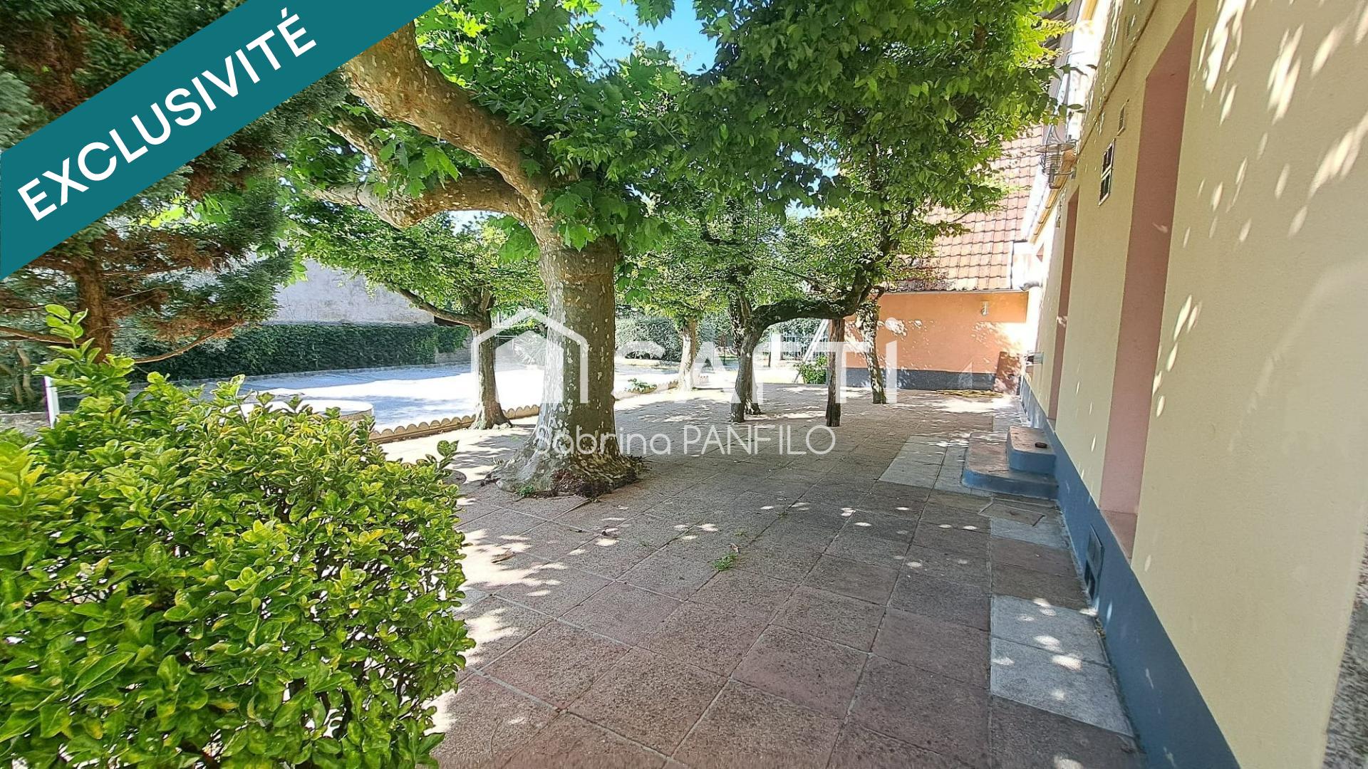 Immeuble / hôtel/appartements/ ou chambre d'hôte- gîte- nombreuses possibilités