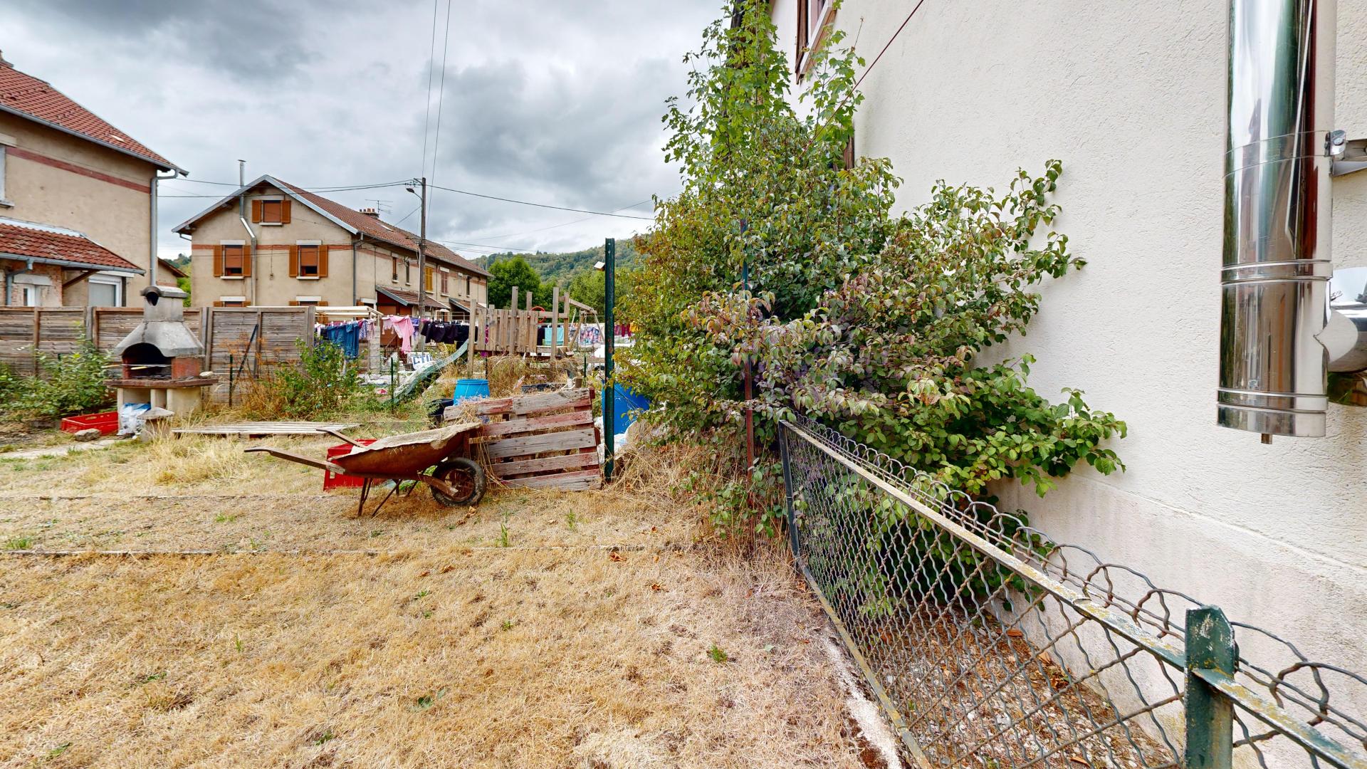 Photo SAFTI — Maison 4 pièces, 71 m² à Plancher Les Mines 3