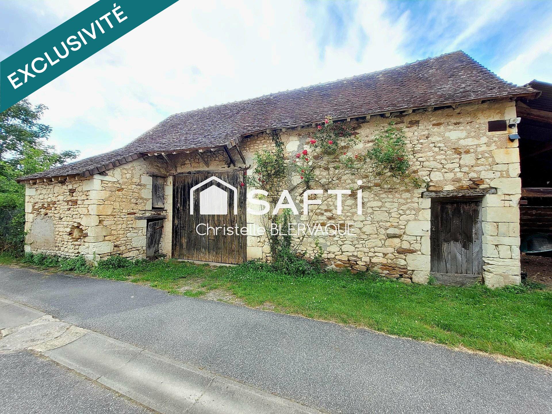 À VENDRE – Grange avec terrain et puits à Mairé (86270)
