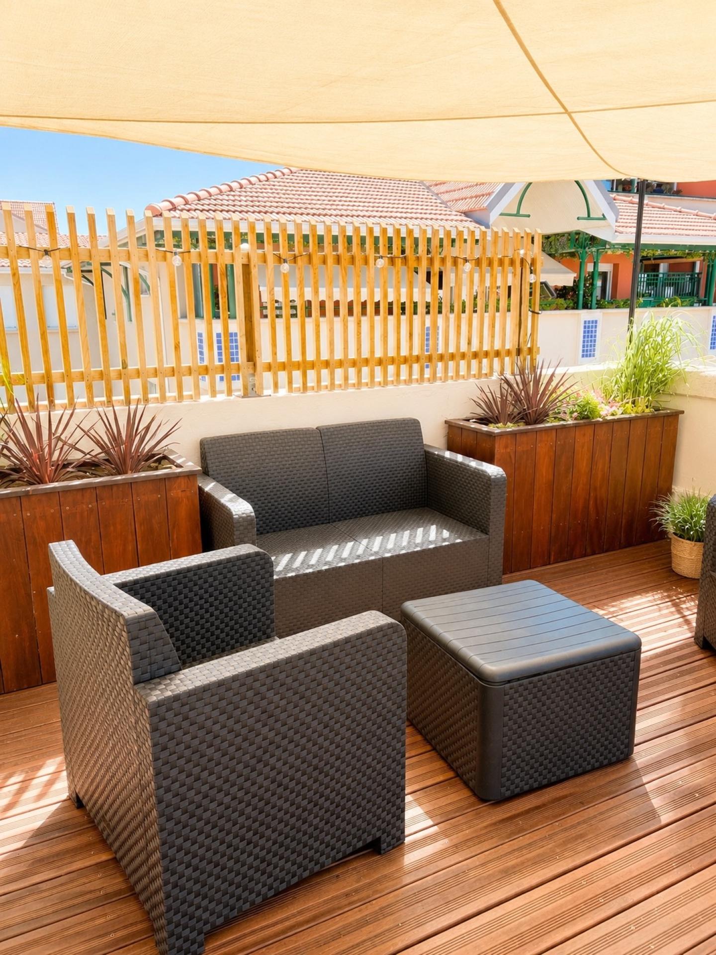 Photo 9 of the listing.