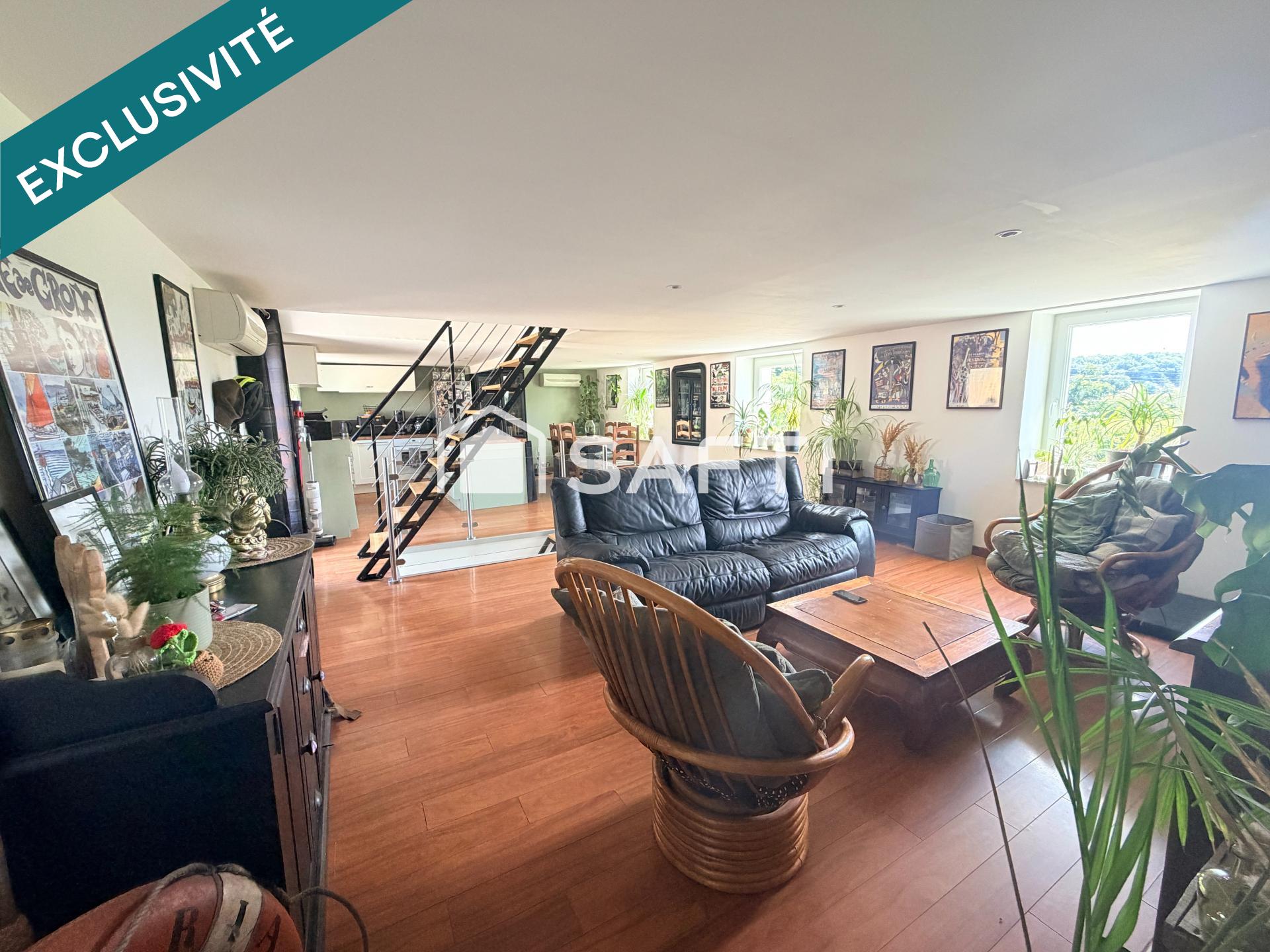 MAISON TRADITIONNELLE, 4 CHAMBRES EN CAMPAGNE DE GUENIN