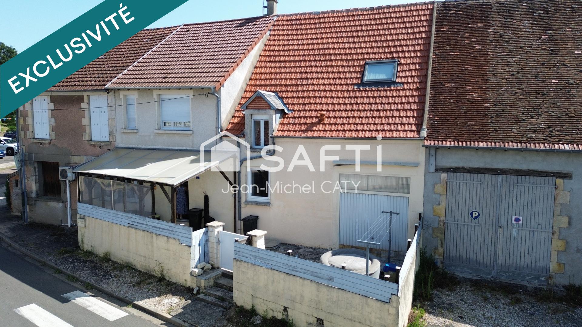 Grande maison de centre bourg à Tracy sur Loire