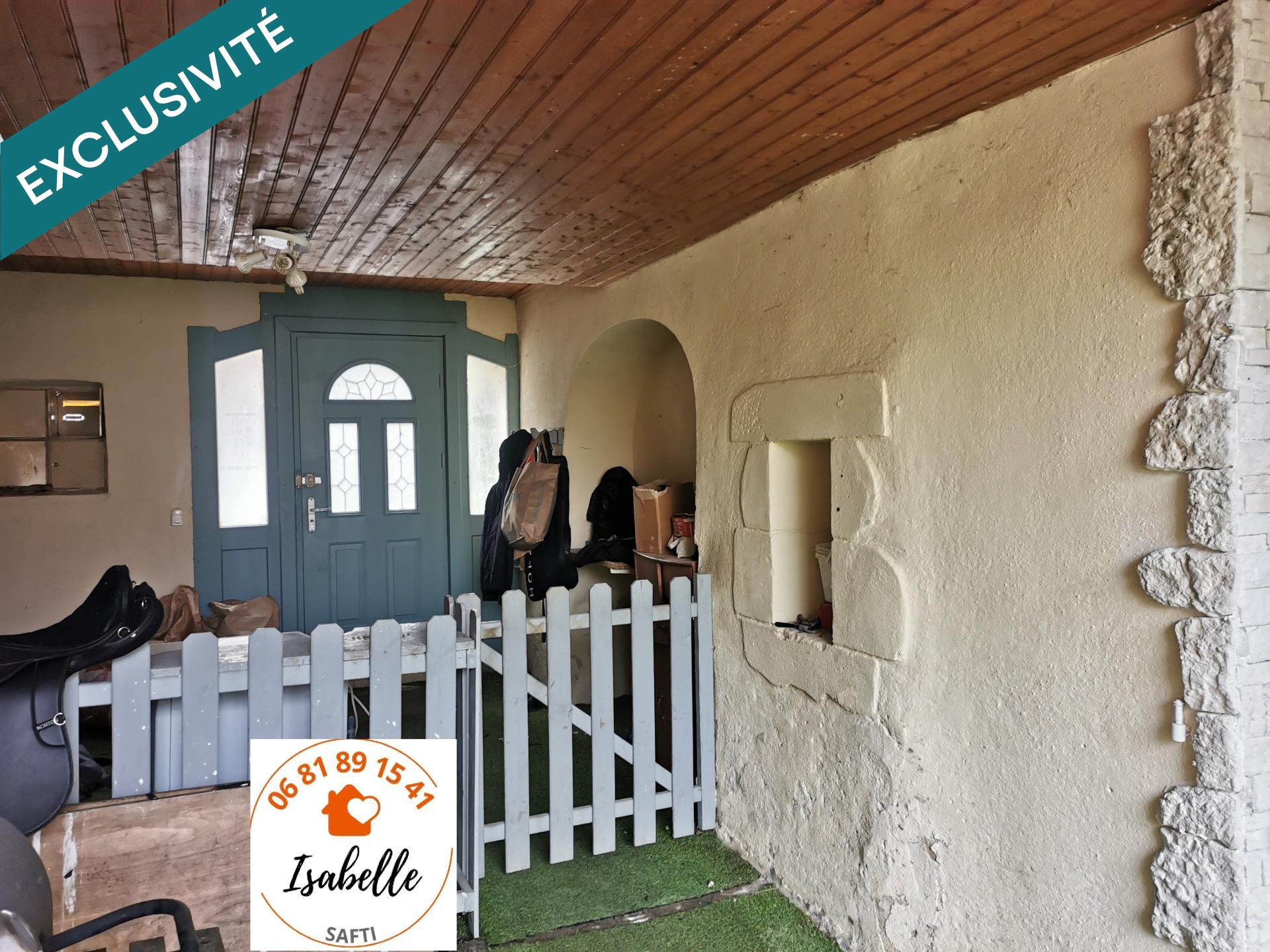 A 15 mn d’Auch, appartement dans un village : 4 chambres, 1 salle d bain, 1 salle d’eau, 2 WC.