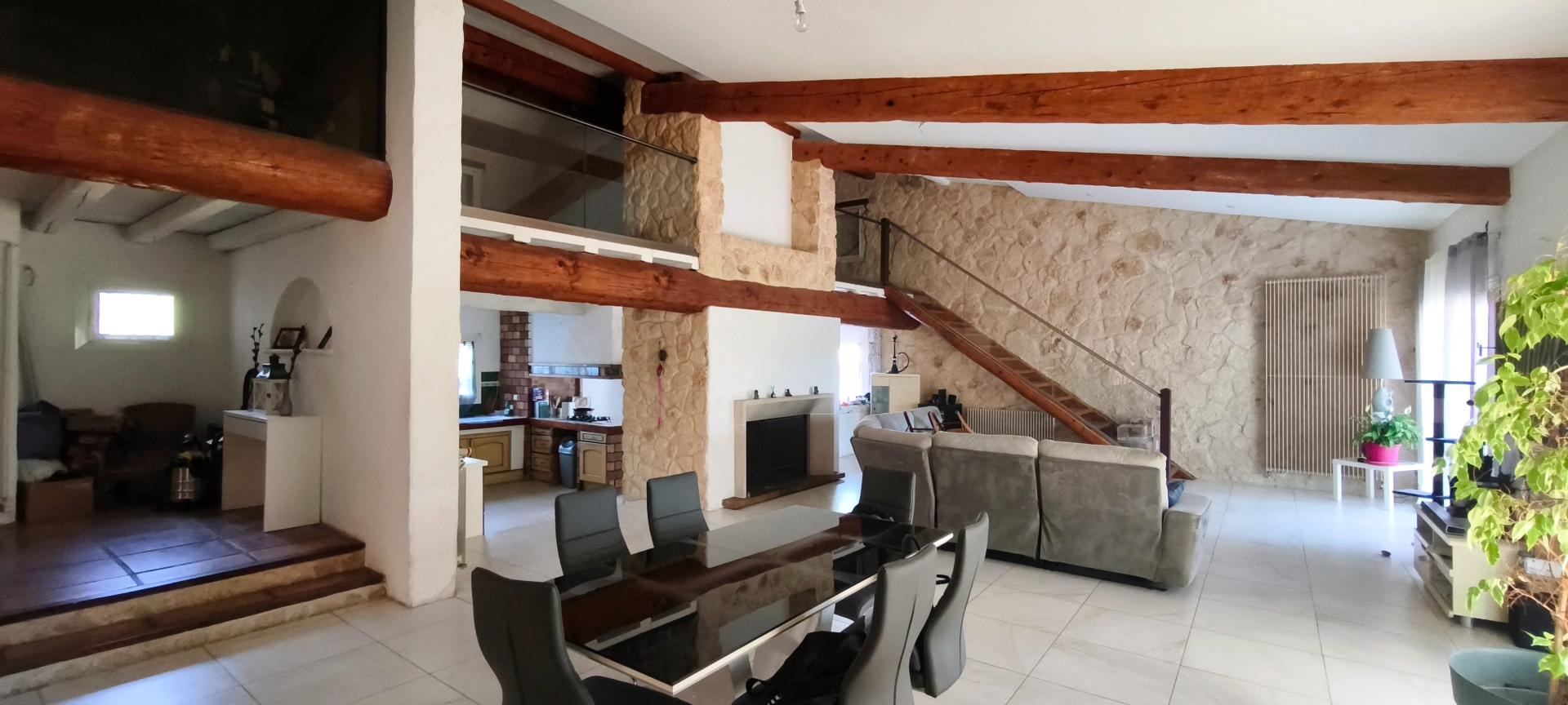 Photo 6 of the listing.