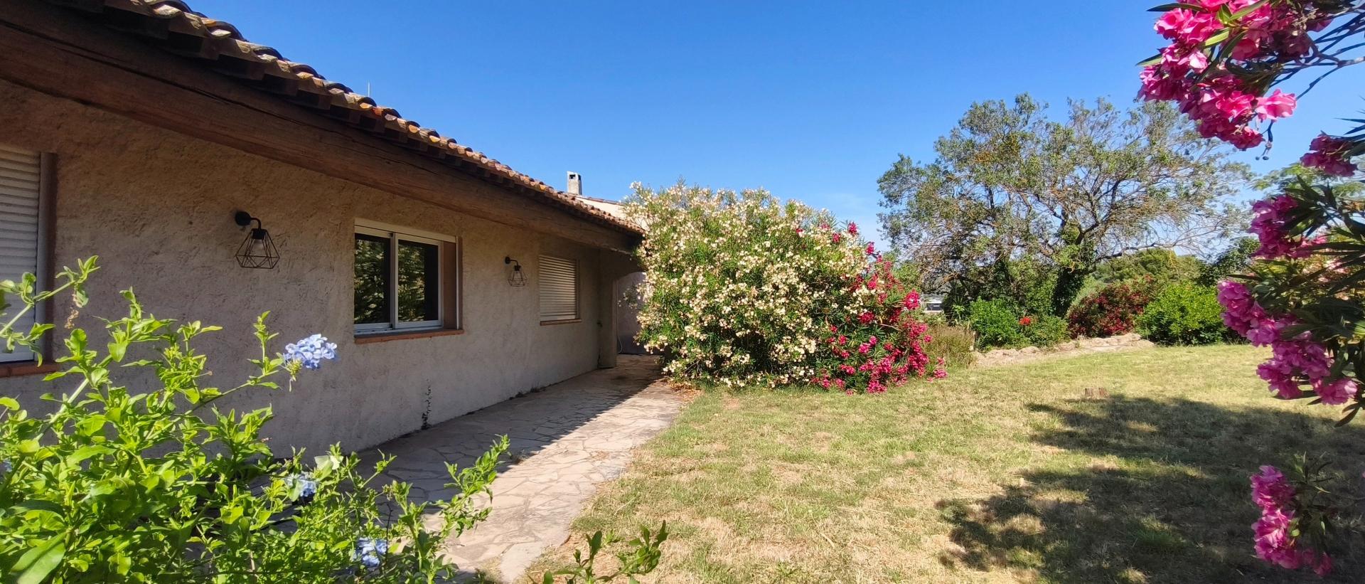 Photo 4 of the listing.