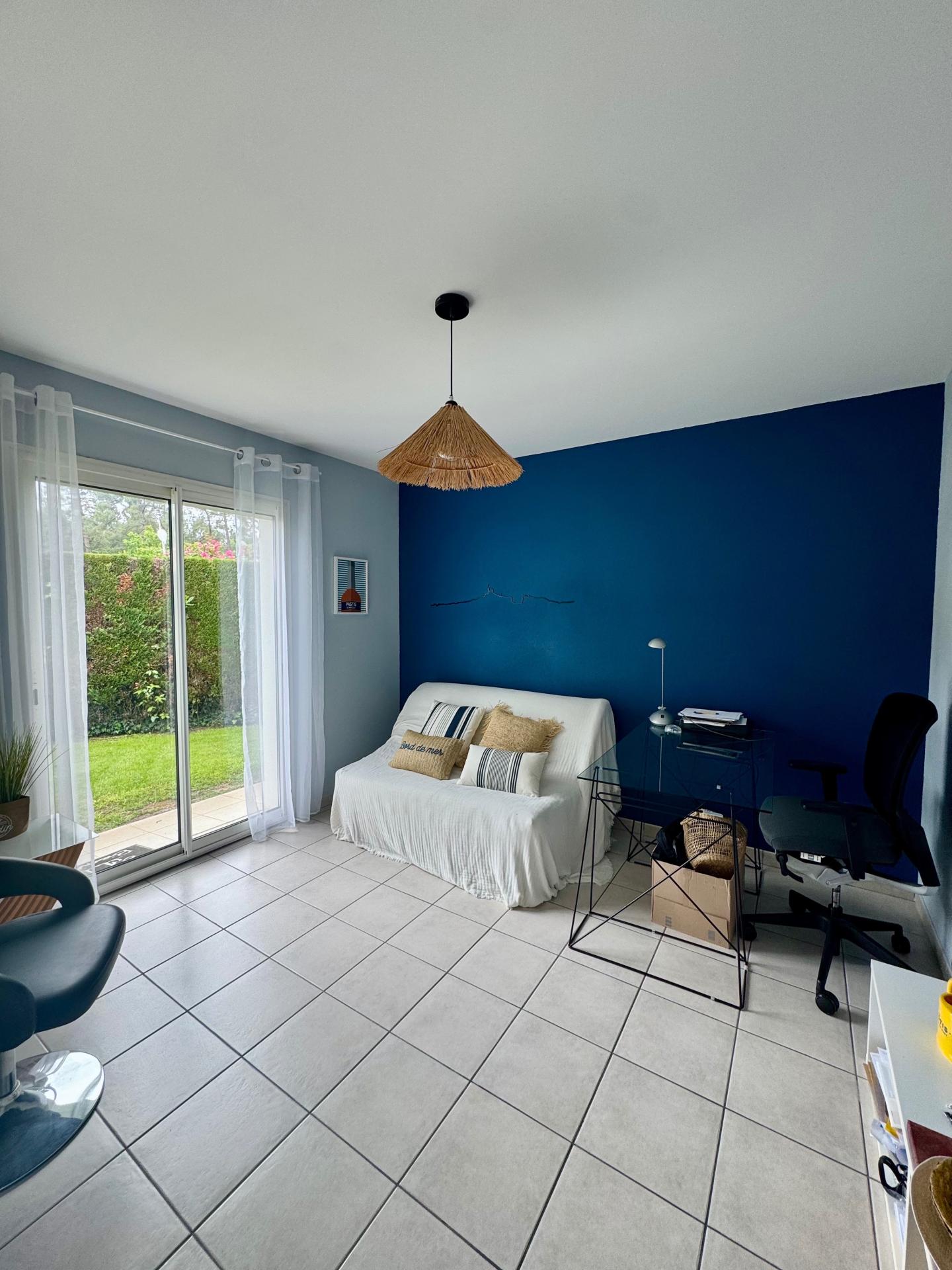 Photo 6 of the listing.
