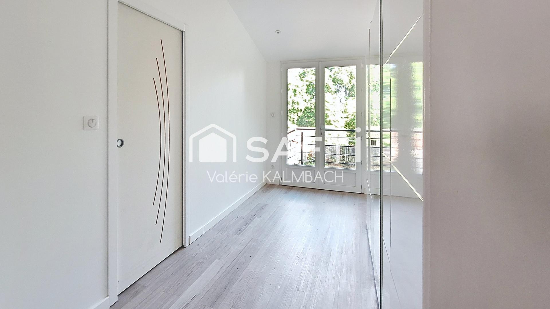 Photo SAFTI — Maison 4 pièces, 110 m² à Bourg Charente 4